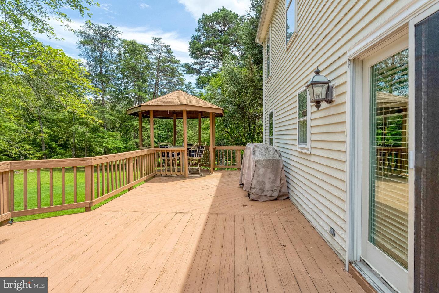9943 CREST CT, MARSHALL, Virginia 20115, 3 Bedrooms Bedrooms, ,3 BathroomsBathrooms,Residential,For sale,9943 CREST CT,VAFQ2017218 MLS # VAFQ2017218