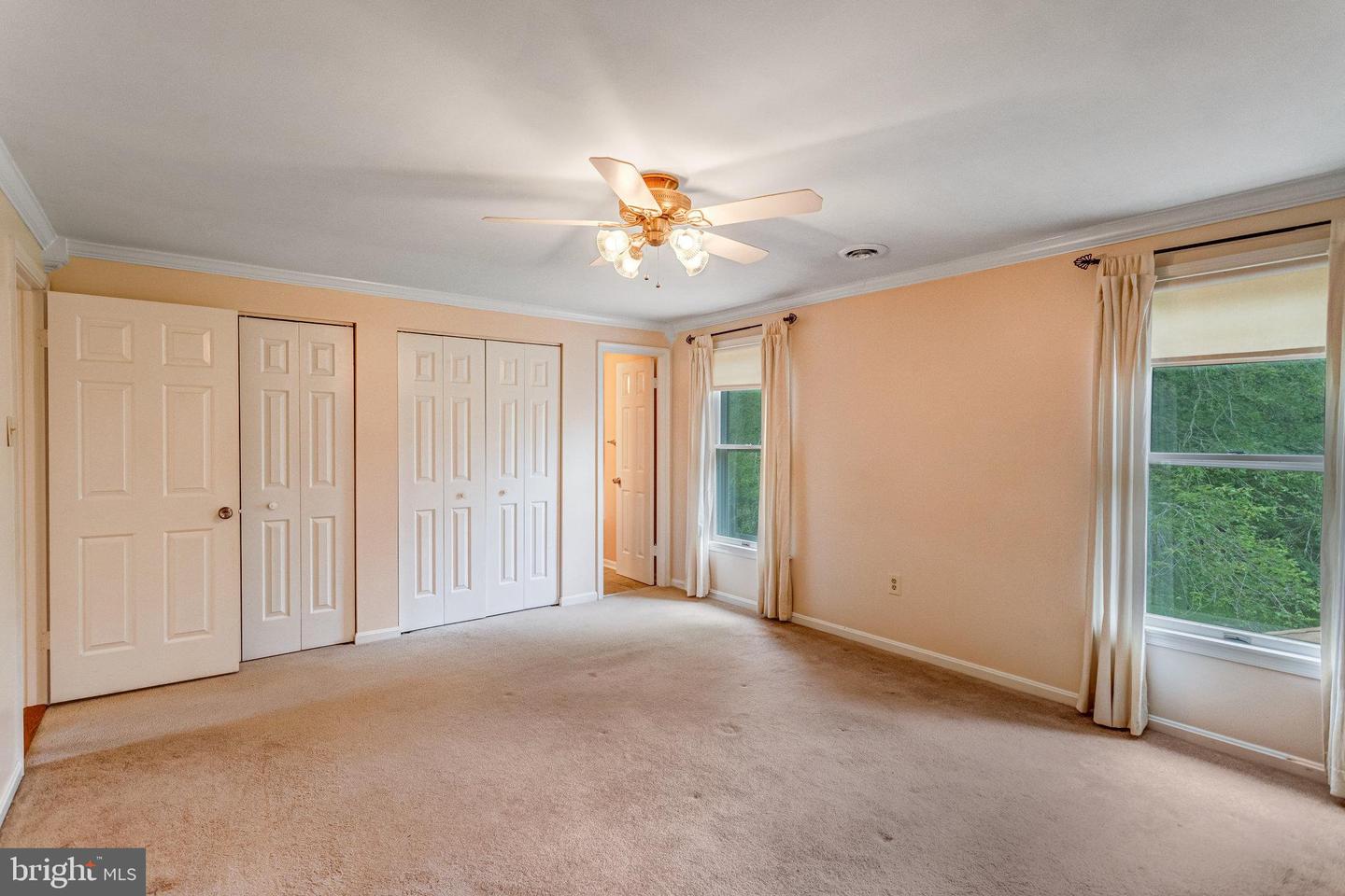 9943 CREST CT, MARSHALL, Virginia 20115, 3 Bedrooms Bedrooms, ,3 BathroomsBathrooms,Residential,For sale,9943 CREST CT,VAFQ2017218 MLS # VAFQ2017218