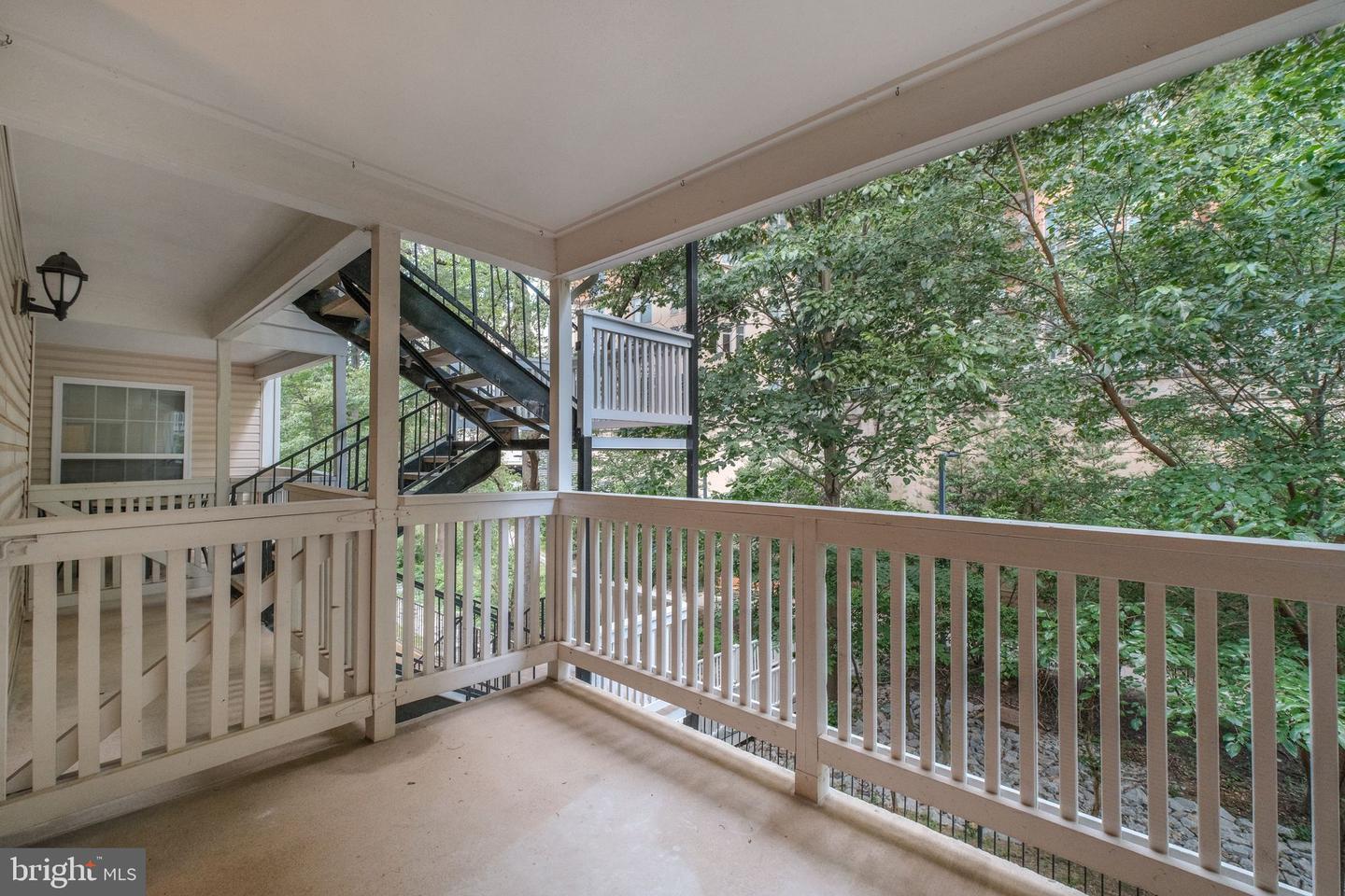 1517 LINCOLN WAY #204, MCLEAN, Virginia 22102, 2 Bedrooms Bedrooms, ,2 BathroomsBathrooms,Residential,For sale,1517 LINCOLN WAY #204,VAFX2252438 MLS # VAFX2252438