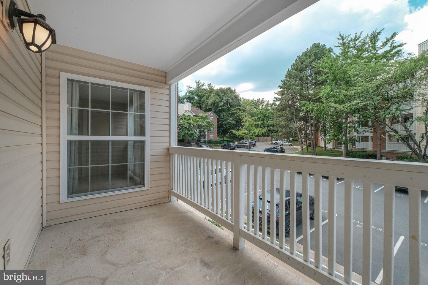 1517 LINCOLN WAY #204, MCLEAN, Virginia 22102, 2 Bedrooms Bedrooms, ,2 BathroomsBathrooms,Residential,For sale,1517 LINCOLN WAY #204,VAFX2252438 MLS # VAFX2252438
