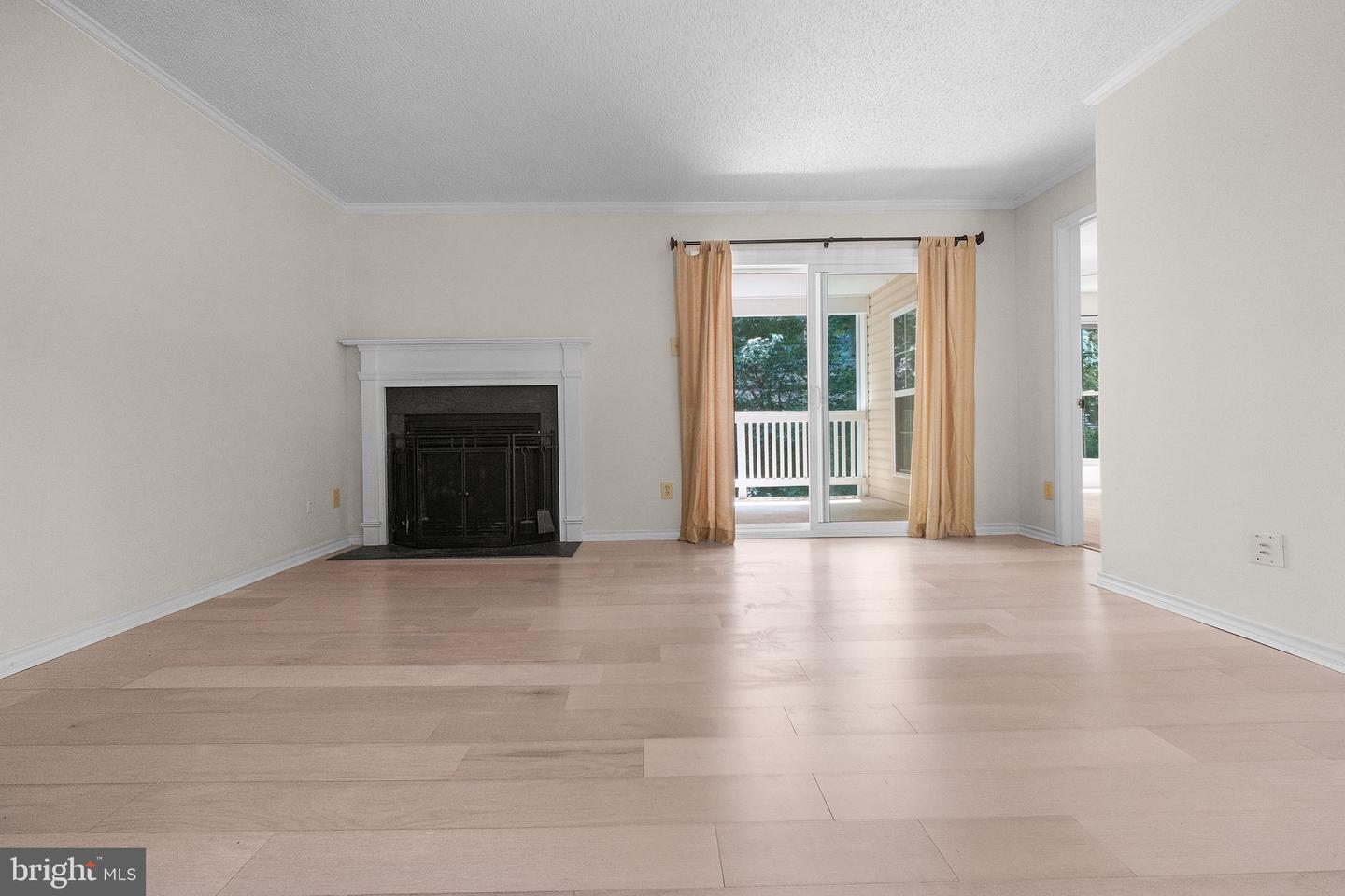1517 LINCOLN WAY #204, MCLEAN, Virginia 22102, 2 Bedrooms Bedrooms, ,2 BathroomsBathrooms,Residential,For sale,1517 LINCOLN WAY #204,VAFX2252438 MLS # VAFX2252438