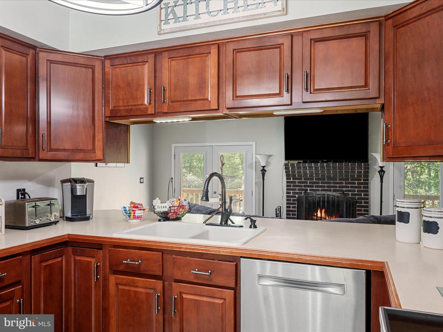 311 AKERN LN, CROSS JUNCTION, Virginia 22625, 3 Bedrooms Bedrooms, ,2 BathroomsBathrooms,Residential,For sale,311 AKERN LN,VAFV2035162 MLS # VAFV2035162