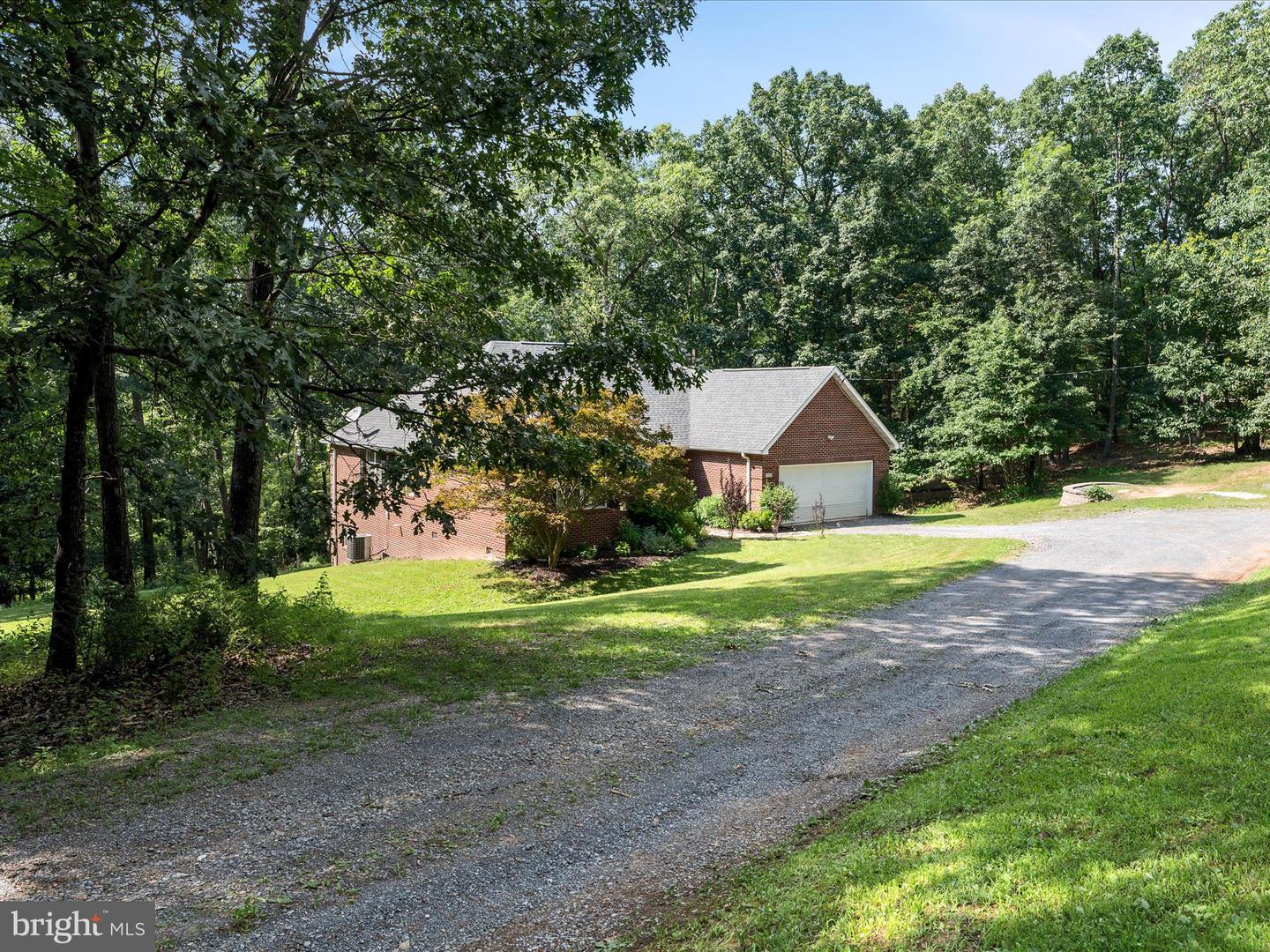 311 AKERN LN, CROSS JUNCTION, Virginia 22625, 3 Bedrooms Bedrooms, ,2 BathroomsBathrooms,Residential,For sale,311 AKERN LN,VAFV2035162 MLS # VAFV2035162