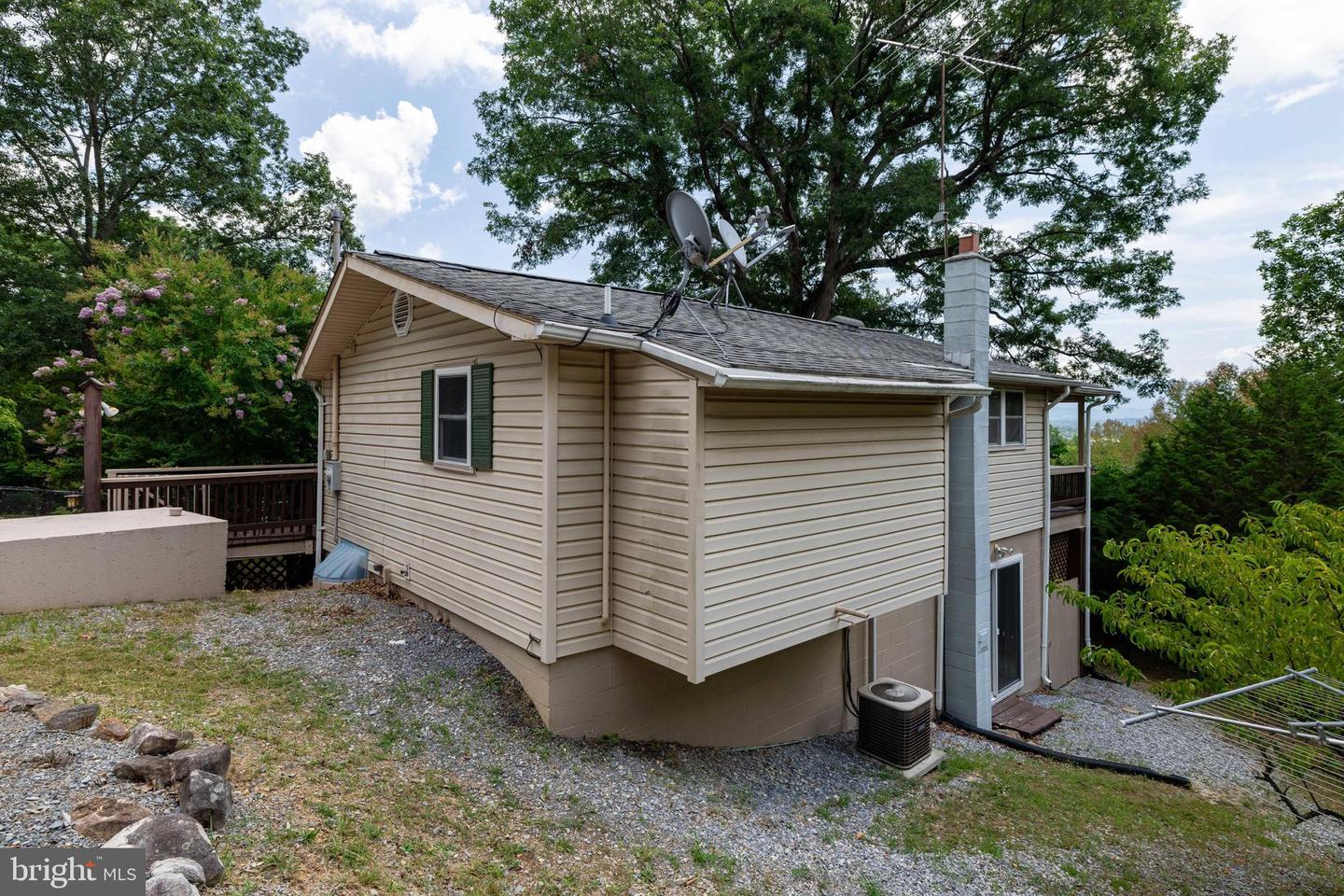 165 CROSS CREEK RD, LURAY, Virginia 22835, 3 Bedrooms Bedrooms, ,1 BathroomBathrooms,Residential,For sale,165 CROSS CREEK RD,VAPA2005096 MLS # VAPA2005096