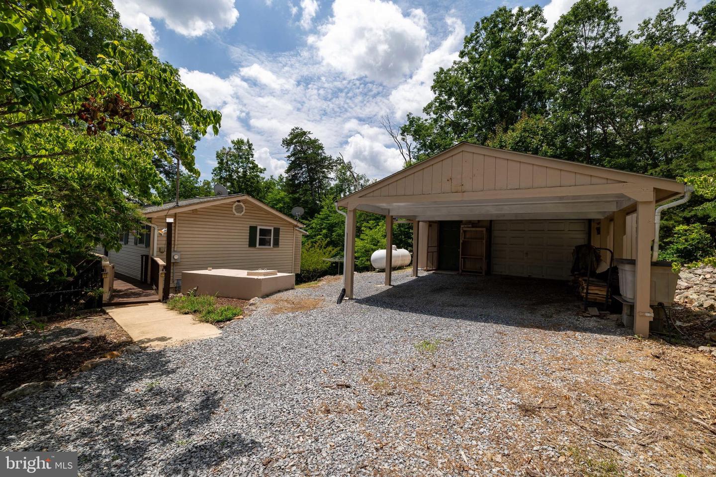 165 CROSS CREEK RD, LURAY, Virginia 22835, 3 Bedrooms Bedrooms, ,1 BathroomBathrooms,Residential,For sale,165 CROSS CREEK RD,VAPA2005096 MLS # VAPA2005096