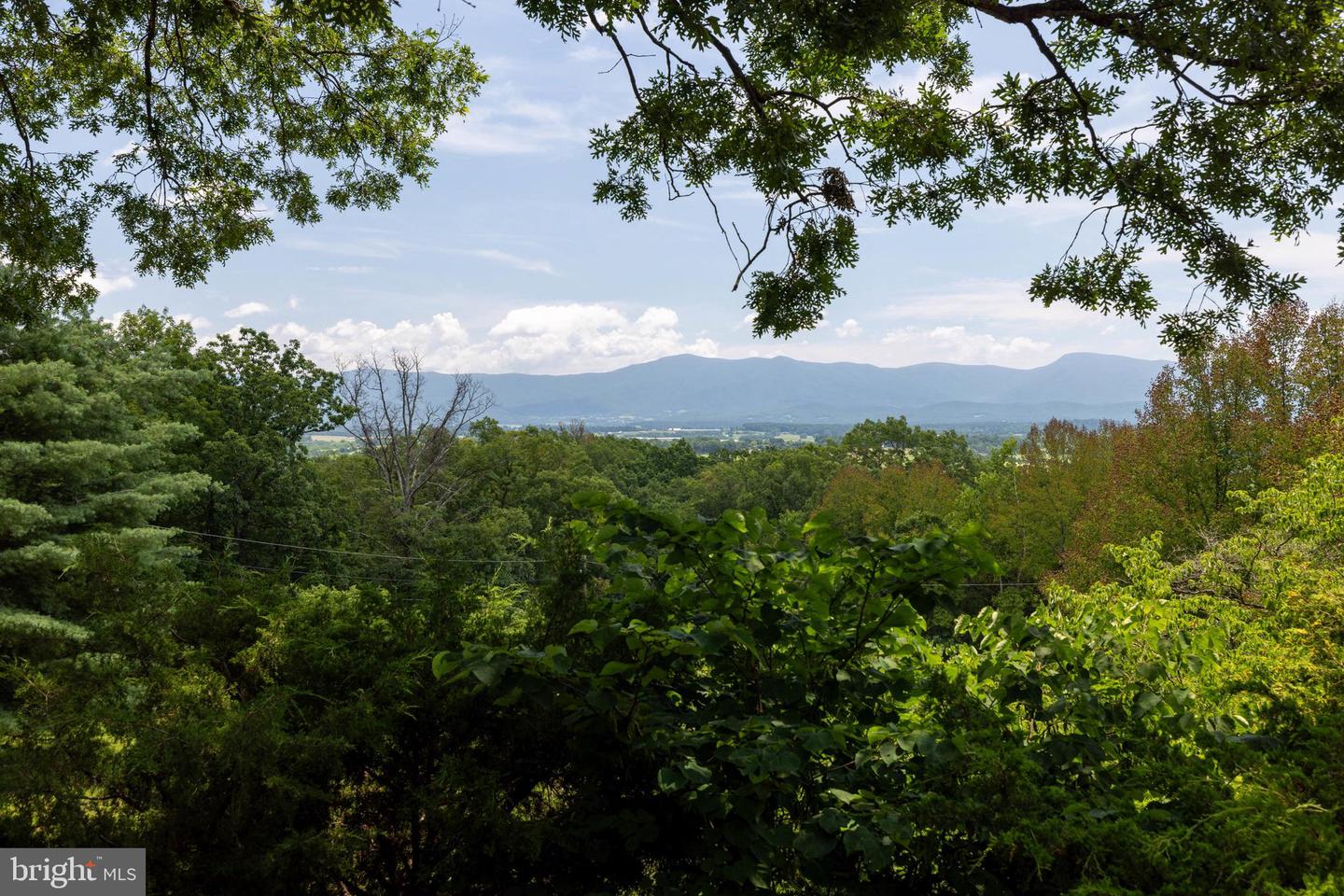 165 CROSS CREEK RD, LURAY, Virginia 22835, 3 Bedrooms Bedrooms, ,1 BathroomBathrooms,Residential,For sale,165 CROSS CREEK RD,VAPA2005096 MLS # VAPA2005096