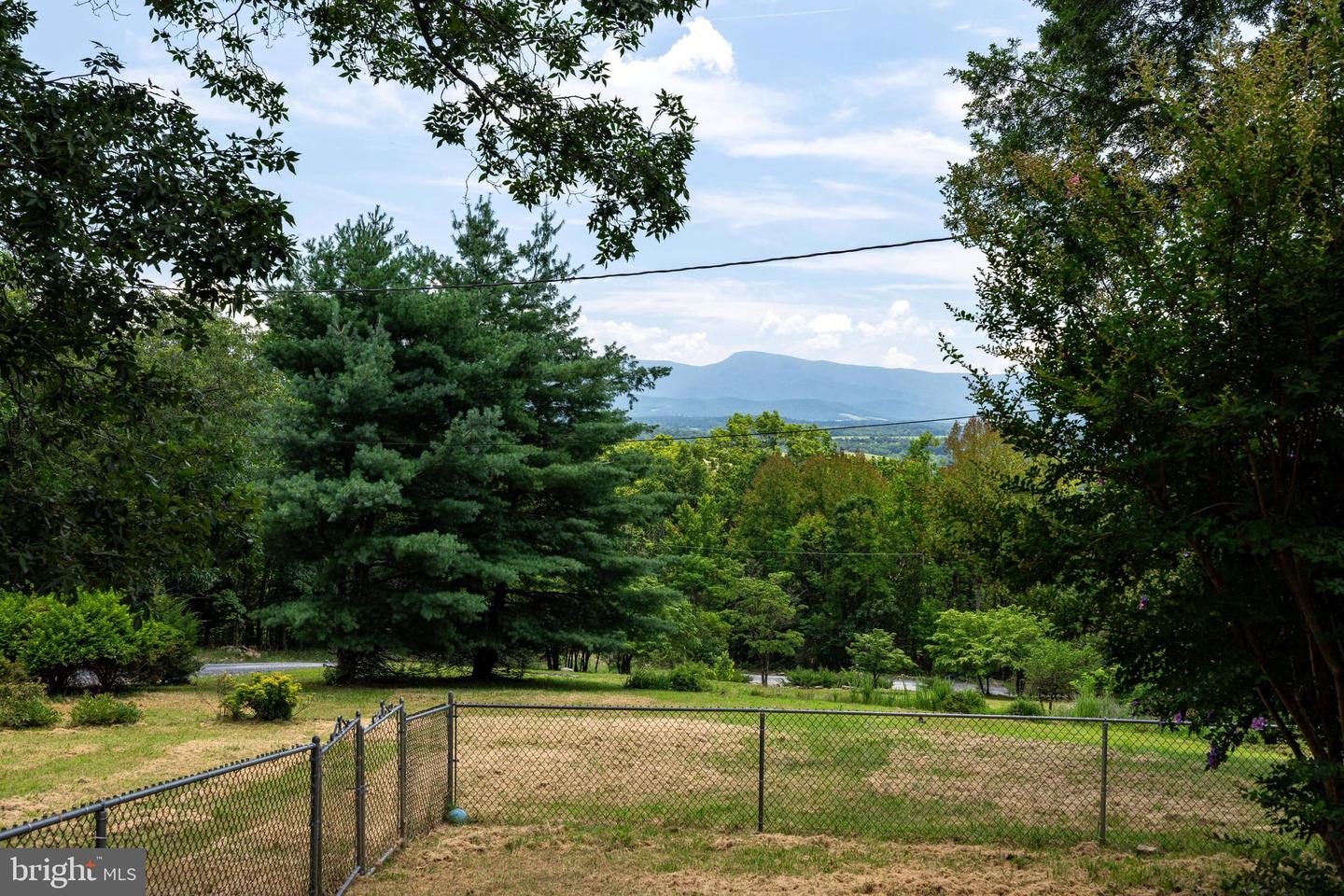 165 CROSS CREEK RD, LURAY, Virginia 22835, 3 Bedrooms Bedrooms, ,1 BathroomBathrooms,Residential,For sale,165 CROSS CREEK RD,VAPA2005096 MLS # VAPA2005096