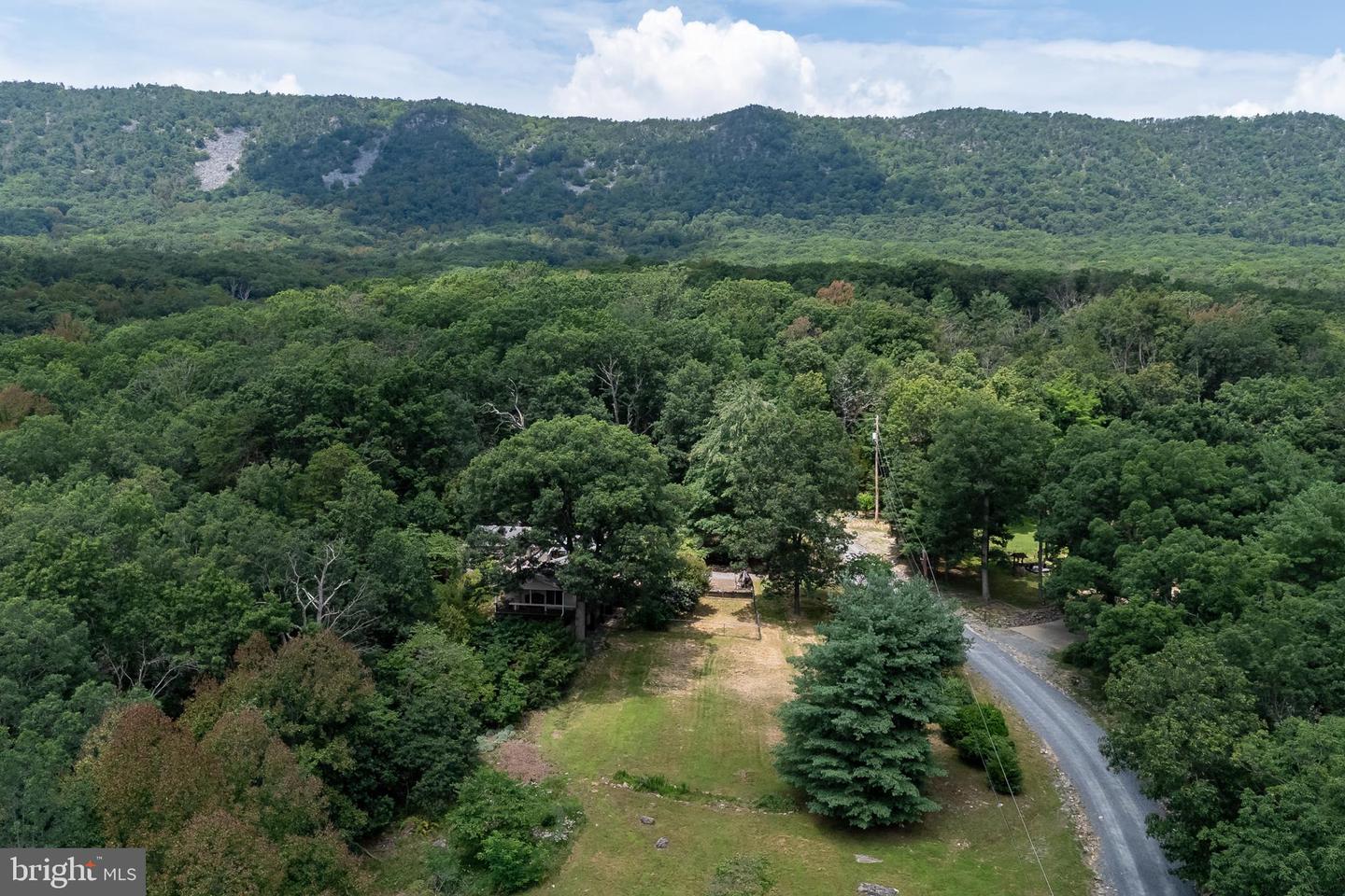 165 CROSS CREEK RD, LURAY, Virginia 22835, 3 Bedrooms Bedrooms, ,1 BathroomBathrooms,Residential,For sale,165 CROSS CREEK RD,VAPA2005096 MLS # VAPA2005096