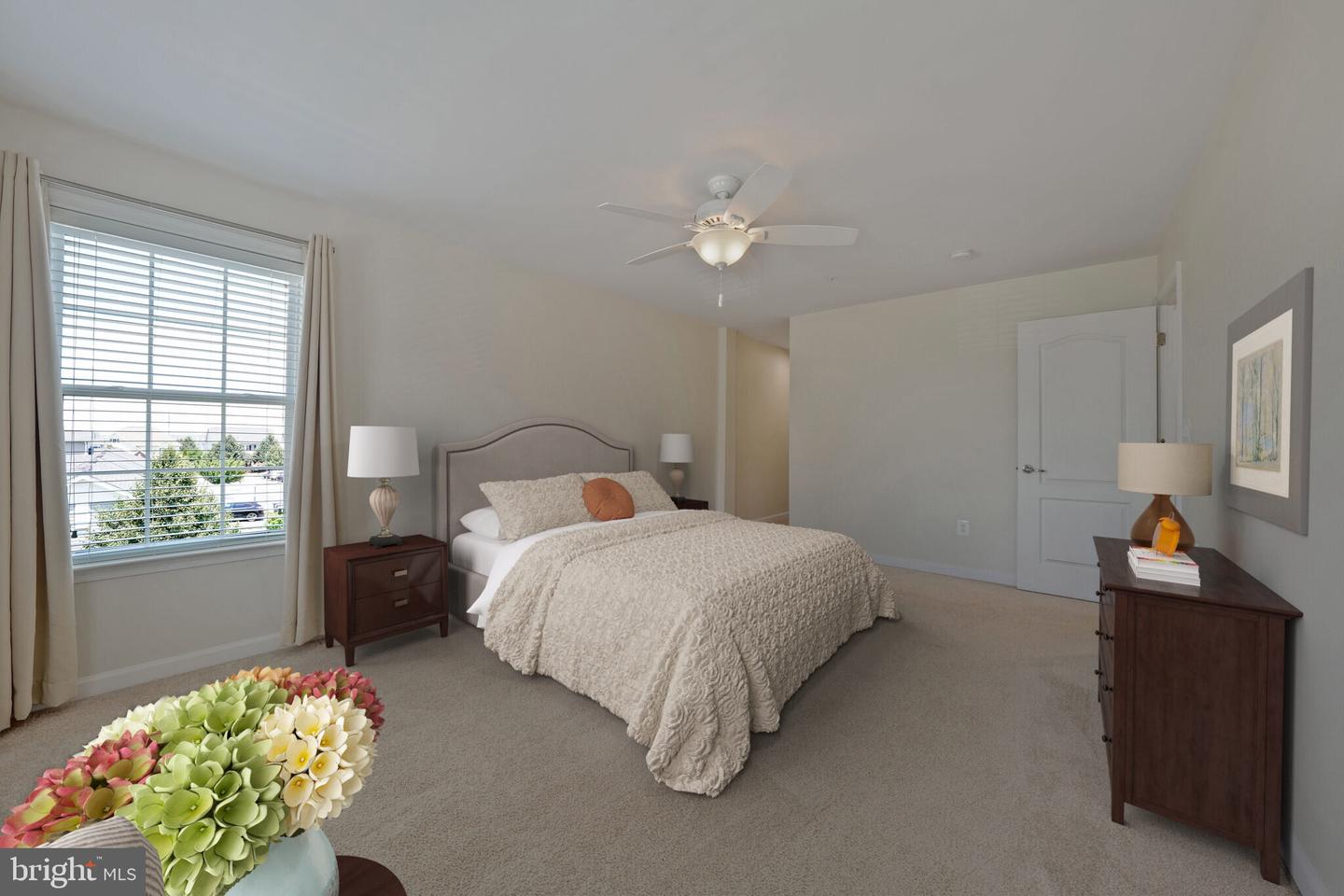 42550 SUNSET RIDGE SQ, ASHBURN, Virginia 20148, 3 Bedrooms Bedrooms, ,2 BathroomsBathrooms,Residential,For sale,42550 SUNSET RIDGE SQ,VALO2100856 MLS # VALO2100856