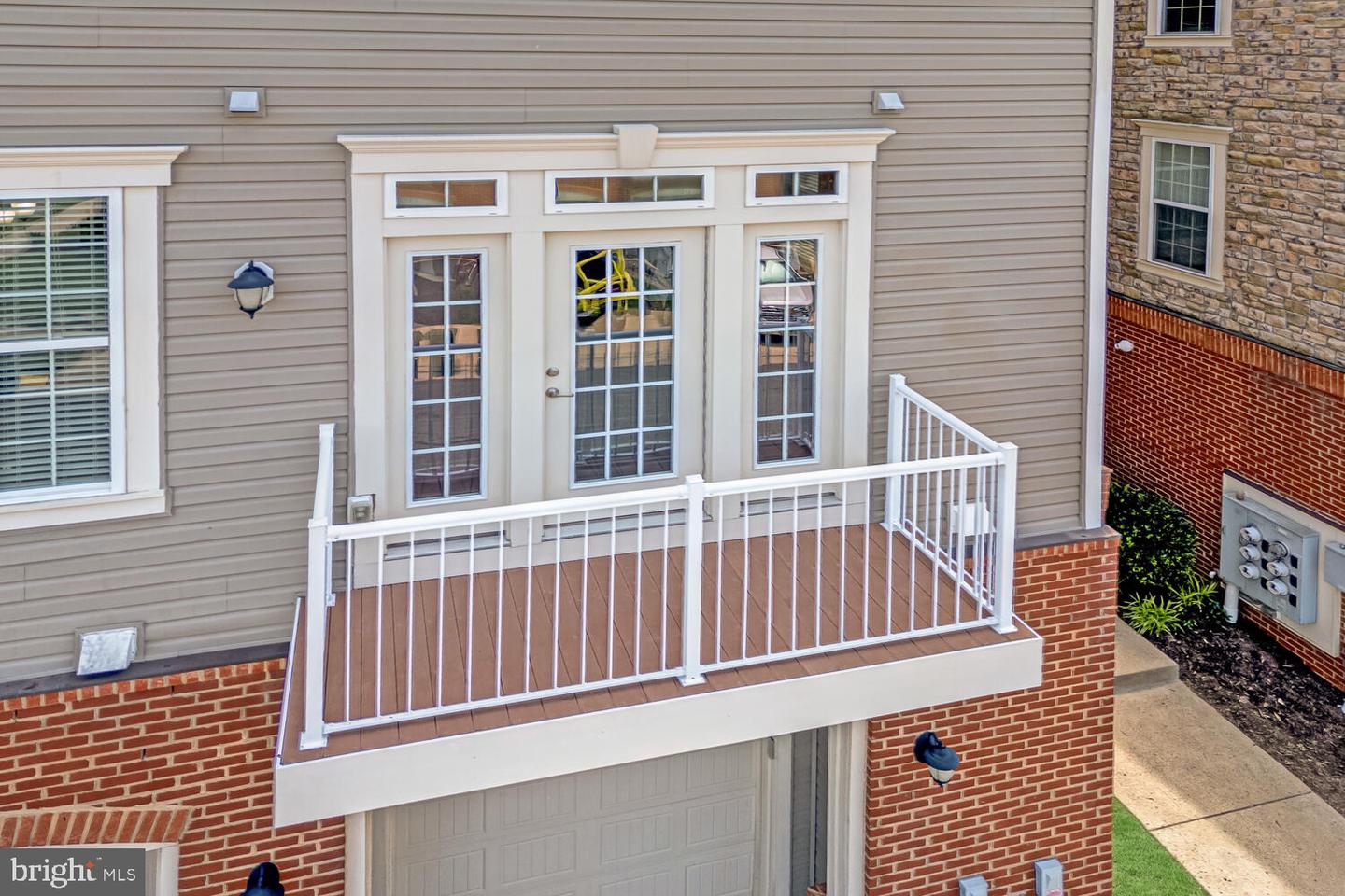 42550 SUNSET RIDGE SQ, ASHBURN, Virginia 20148, 3 Bedrooms Bedrooms, ,2 BathroomsBathrooms,Residential,For sale,42550 SUNSET RIDGE SQ,VALO2100856 MLS # VALO2100856
