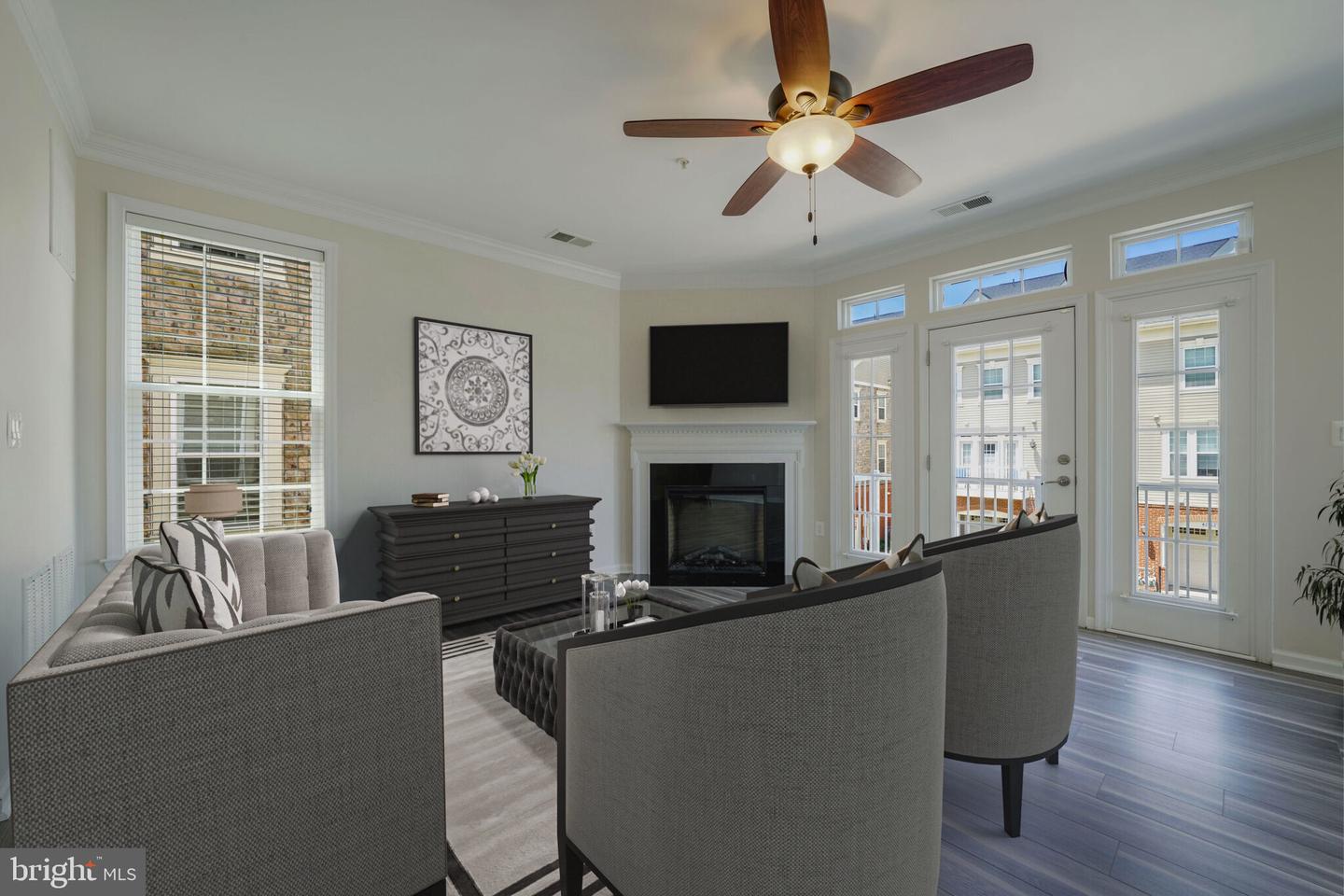 42550 SUNSET RIDGE SQ, ASHBURN, Virginia 20148, 3 Bedrooms Bedrooms, ,2 BathroomsBathrooms,Residential,For sale,42550 SUNSET RIDGE SQ,VALO2100856 MLS # VALO2100856