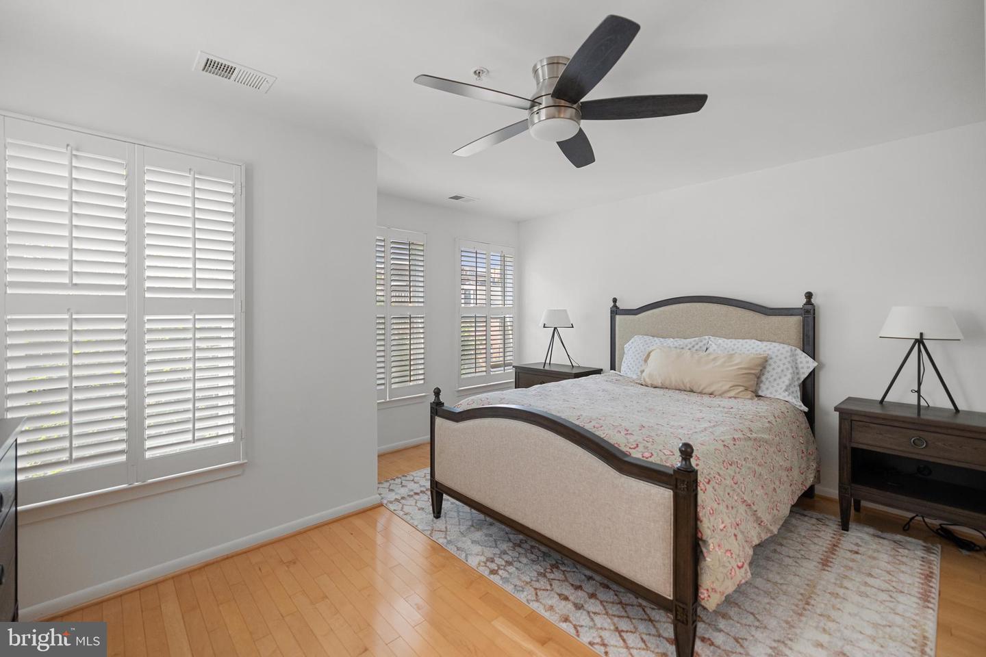 1215 V ST NW, WASHINGTON, District Of Columbia 20009, 3 Bedrooms Bedrooms, ,2 BathroomsBathrooms,Residential,For sale,1215 V ST NW,DCDC2208484 MLS # DCDC2208484