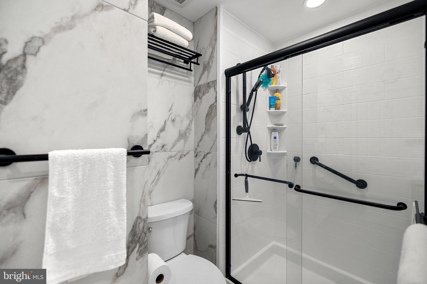 1215 V ST NW, WASHINGTON, District Of Columbia 20009, 3 Bedrooms Bedrooms, ,2 BathroomsBathrooms,Residential,For sale,1215 V ST NW,DCDC2208484 MLS # DCDC2208484