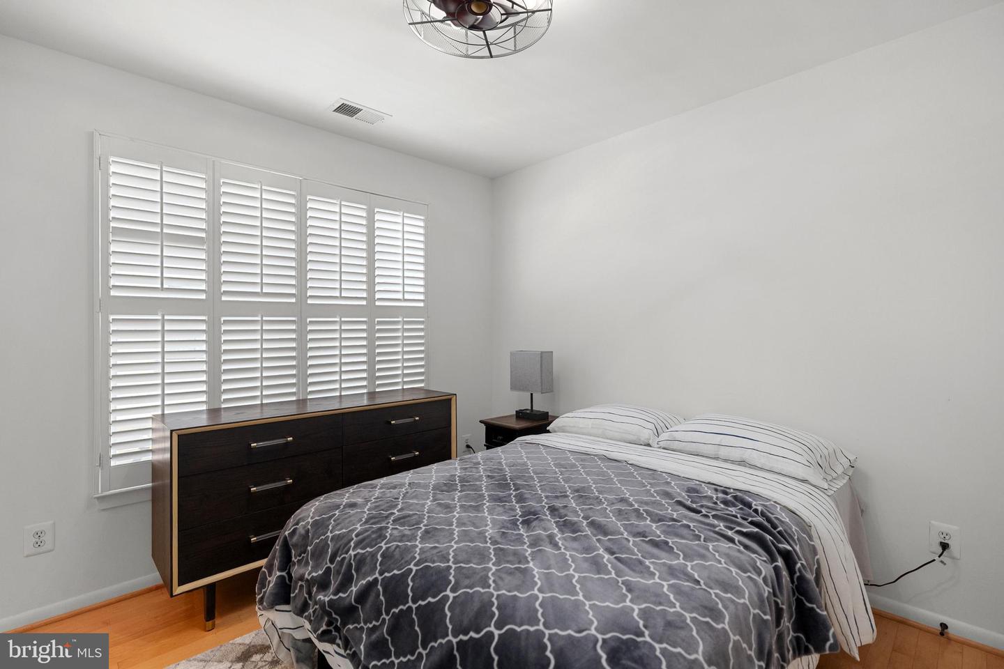 1215 V ST NW, WASHINGTON, District Of Columbia 20009, 3 Bedrooms Bedrooms, ,2 BathroomsBathrooms,Residential,For sale,1215 V ST NW,DCDC2208484 MLS # DCDC2208484