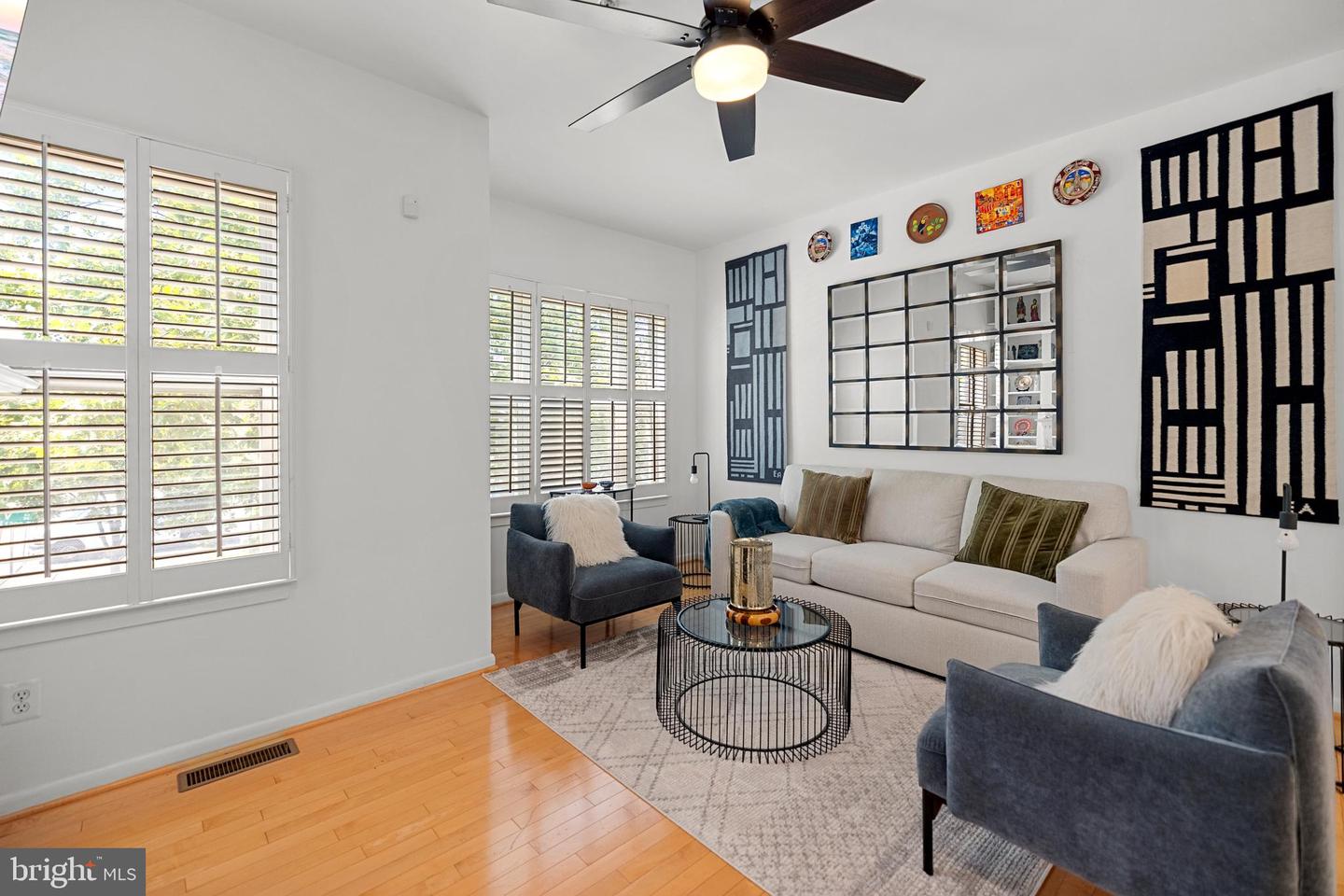 1215 V ST NW, WASHINGTON, District Of Columbia 20009, 3 Bedrooms Bedrooms, ,2 BathroomsBathrooms,Residential,For sale,1215 V ST NW,DCDC2208484 MLS # DCDC2208484