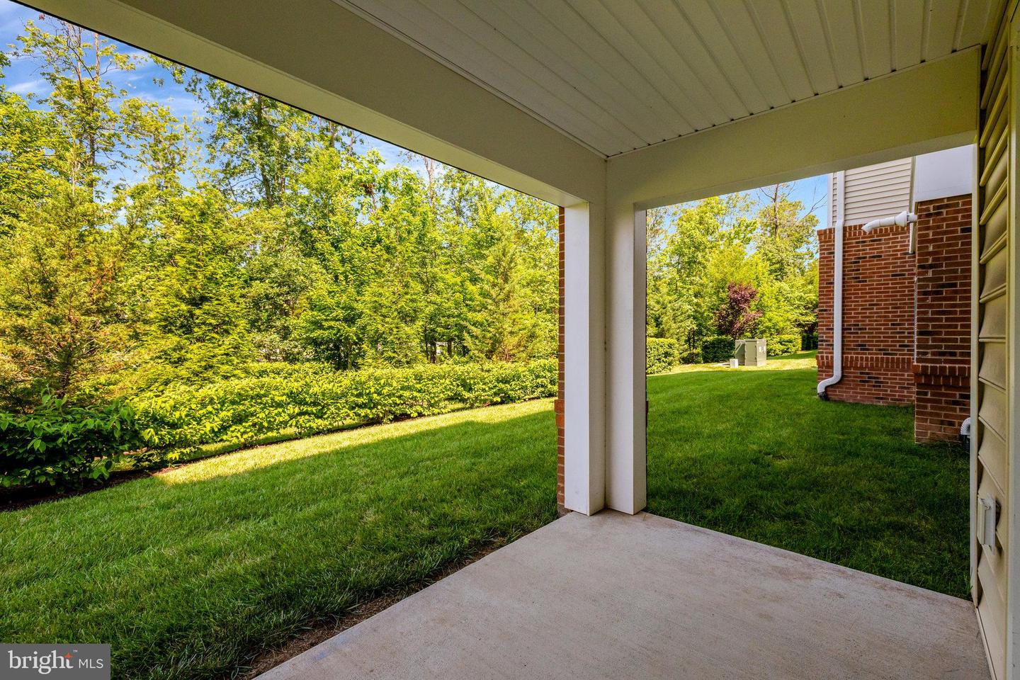 23275 MILLTOWN KNOLL SQ #111, ASHBURN, Virginia 20148, 2 Bedrooms Bedrooms, ,2 BathroomsBathrooms,Residential,For sale,23275 MILLTOWN KNOLL SQ #111,VALO2100898 MLS # VALO2100898