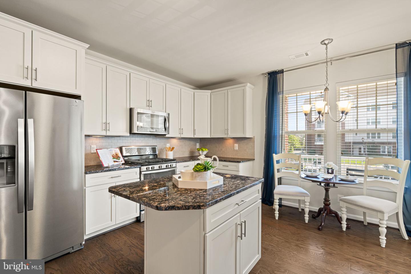 20505 LITTLE CREEK TER #207, ASHBURN, Virginia 20147, 2 Bedrooms Bedrooms, ,2 BathroomsBathrooms,Residential,For sale,20505 LITTLE CREEK TER #207,VALO2100910 MLS # VALO2100910
