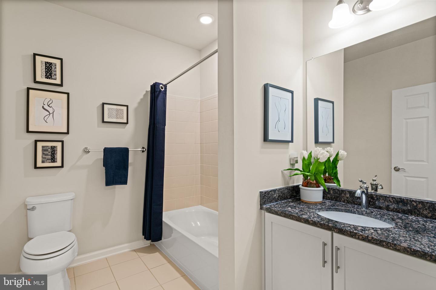 20505 LITTLE CREEK TER #207, ASHBURN, Virginia 20147, 2 Bedrooms Bedrooms, ,2 BathroomsBathrooms,Residential,For sale,20505 LITTLE CREEK TER #207,VALO2100910 MLS # VALO2100910