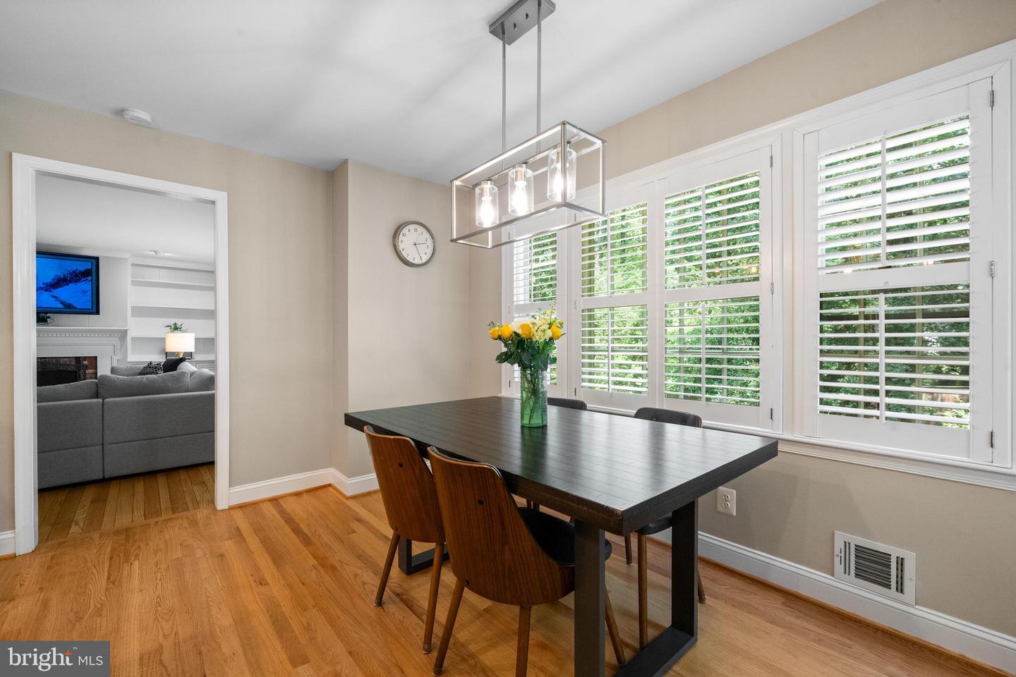 8800 LYNNHURST DR, FAIRFAX, Virginia 22031, 4 Bedrooms Bedrooms, ,3 BathroomsBathrooms,Residential,For sale,8800 LYNNHURST DR,VAFX2252782 MLS # VAFX2252782