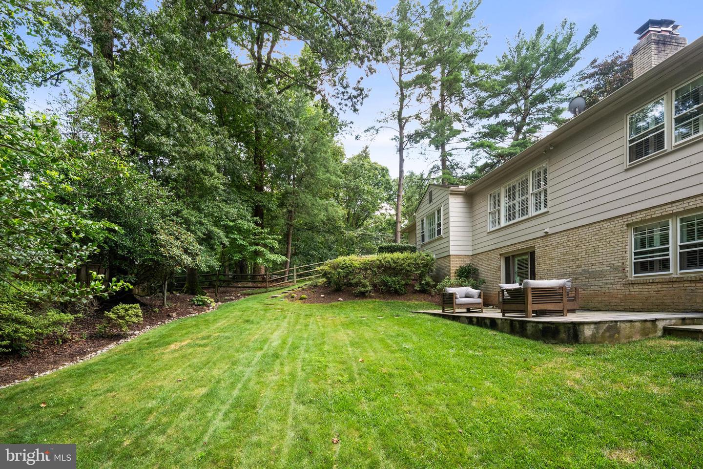 8800 LYNNHURST DR, FAIRFAX, Virginia 22031, 4 Bedrooms Bedrooms, ,3 BathroomsBathrooms,Residential,For sale,8800 LYNNHURST DR,VAFX2252782 MLS # VAFX2252782