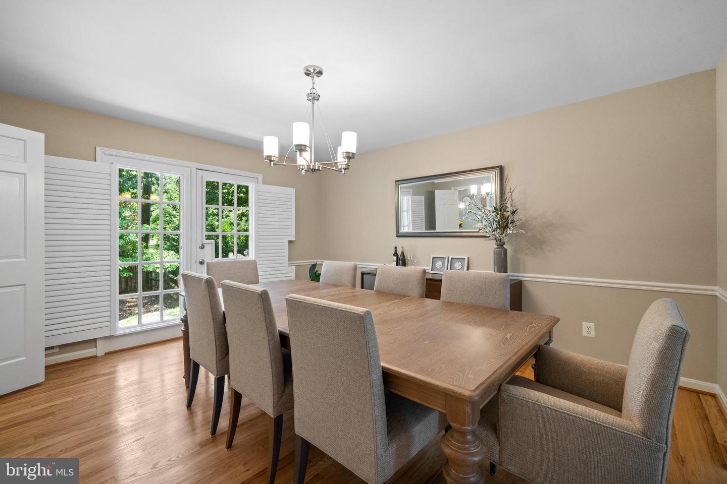 8800 LYNNHURST DR, FAIRFAX, Virginia 22031, 4 Bedrooms Bedrooms, ,3 BathroomsBathrooms,Residential,For sale,8800 LYNNHURST DR,VAFX2252782 MLS # VAFX2252782