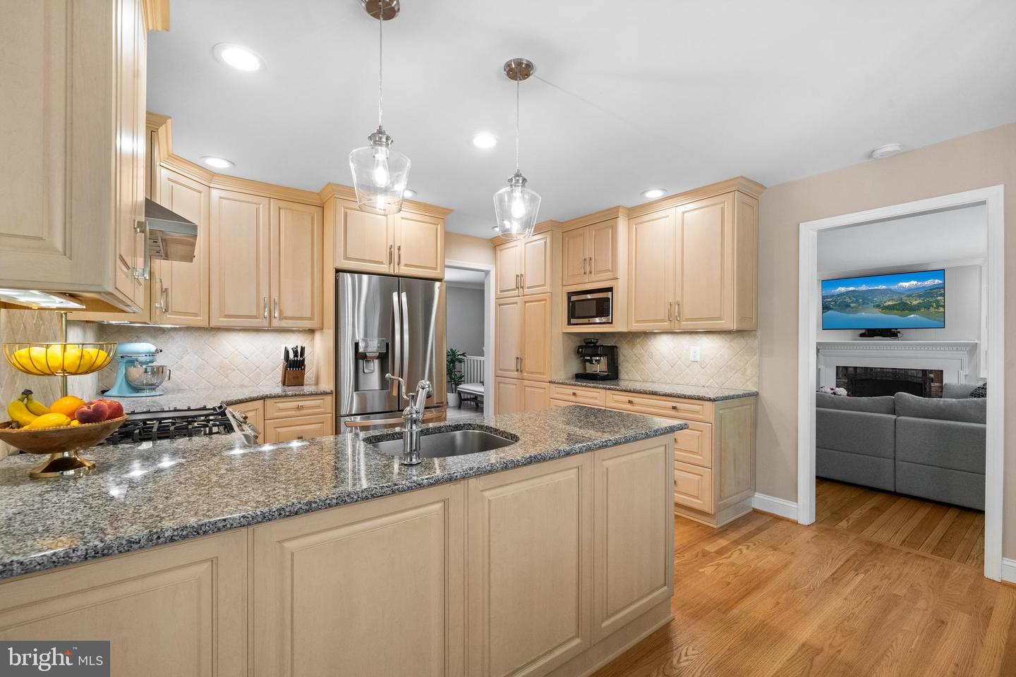 8800 LYNNHURST DR, FAIRFAX, Virginia 22031, 4 Bedrooms Bedrooms, ,3 BathroomsBathrooms,Residential,For sale,8800 LYNNHURST DR,VAFX2252782 MLS # VAFX2252782