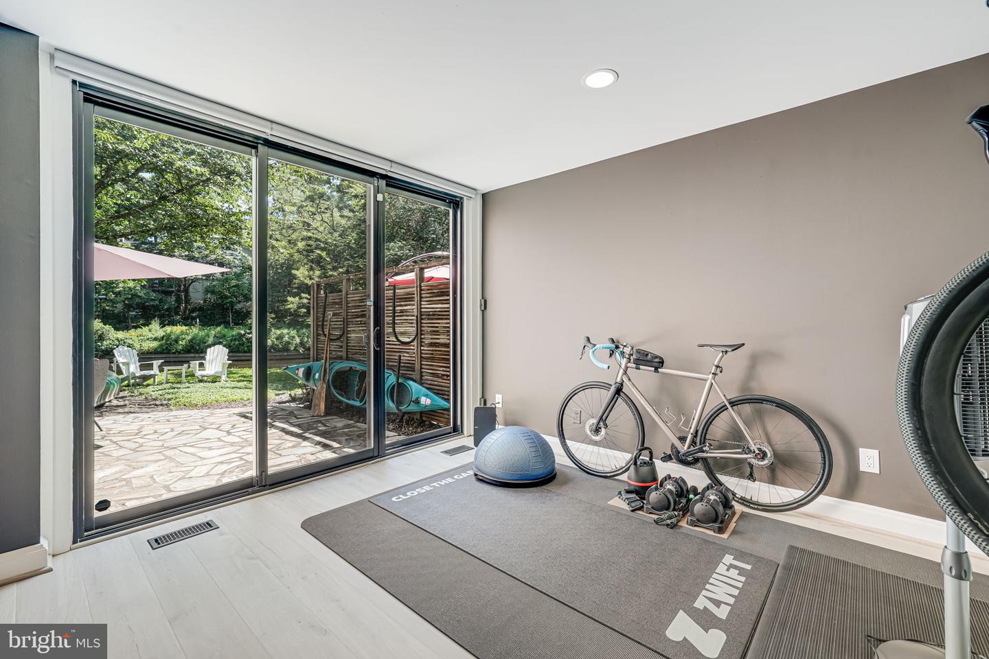 11467 WASHINGTON PLAZA W, RESTON, Virginia 20190, 3 Bedrooms Bedrooms, ,2 BathroomsBathrooms,Residential,For sale,11467 WASHINGTON PLAZA W,VAFX2252802 MLS # VAFX2252802