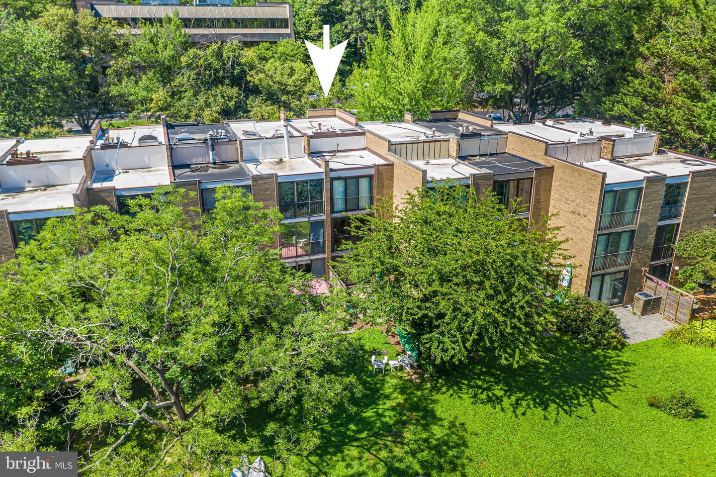 11467 WASHINGTON PLAZA W, RESTON, Virginia 20190, 3 Bedrooms Bedrooms, ,2 BathroomsBathrooms,Residential,For sale,11467 WASHINGTON PLAZA W,VAFX2252802 MLS # VAFX2252802