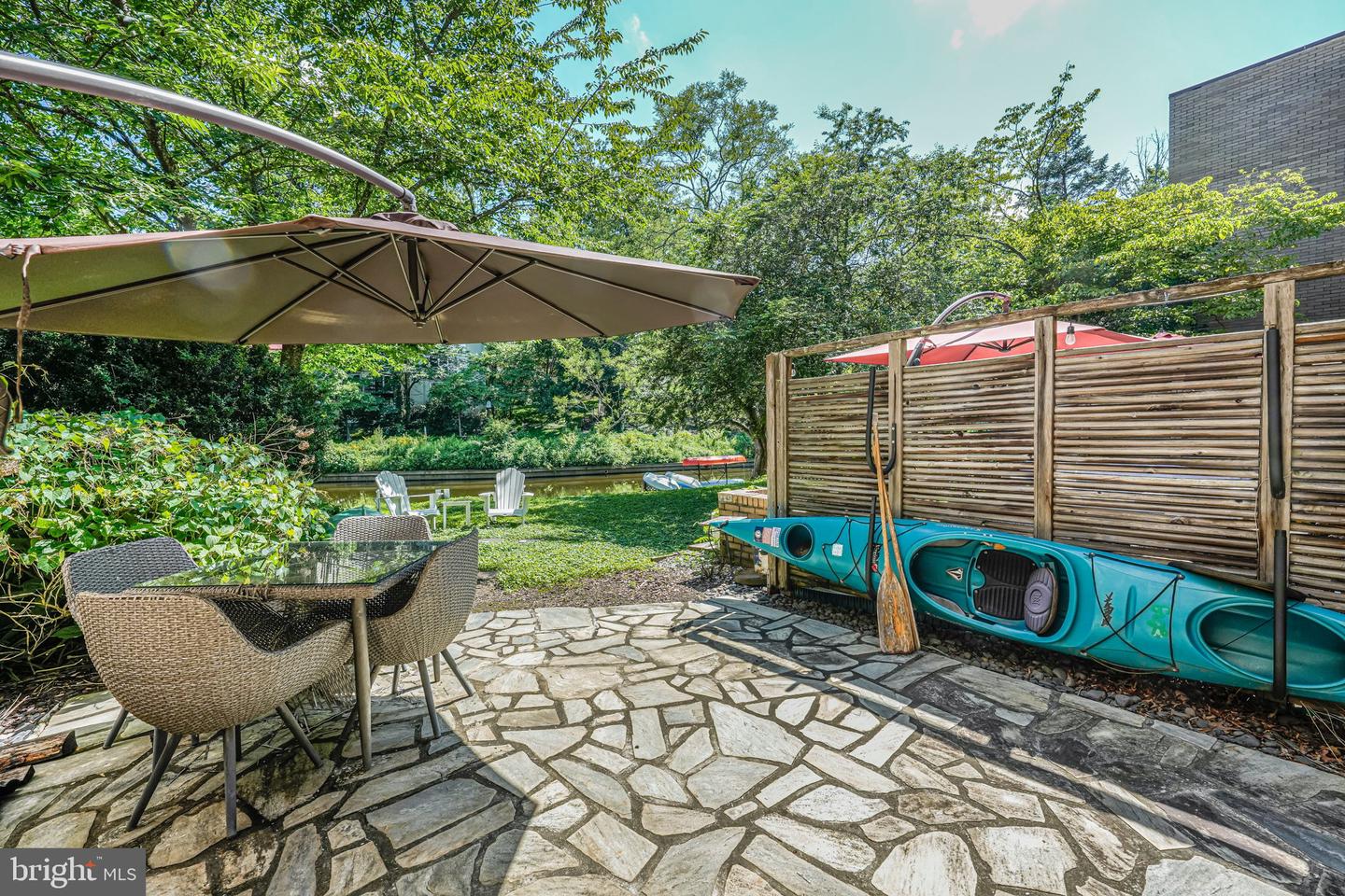 11467 WASHINGTON PLAZA W, RESTON, Virginia 20190, 3 Bedrooms Bedrooms, ,2 BathroomsBathrooms,Residential,For sale,11467 WASHINGTON PLAZA W,VAFX2252802 MLS # VAFX2252802