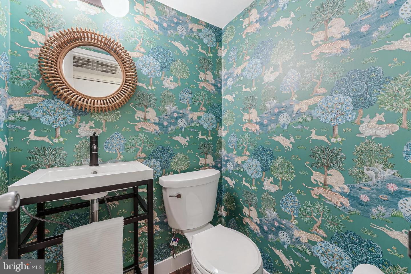 1568 MOORINGS DR #11B, RESTON, Virginia 20190, 2 Bedrooms Bedrooms, ,1 BathroomBathrooms,Residential,For sale,1568 MOORINGS DR #11B,VAFX2252824 MLS # VAFX2252824