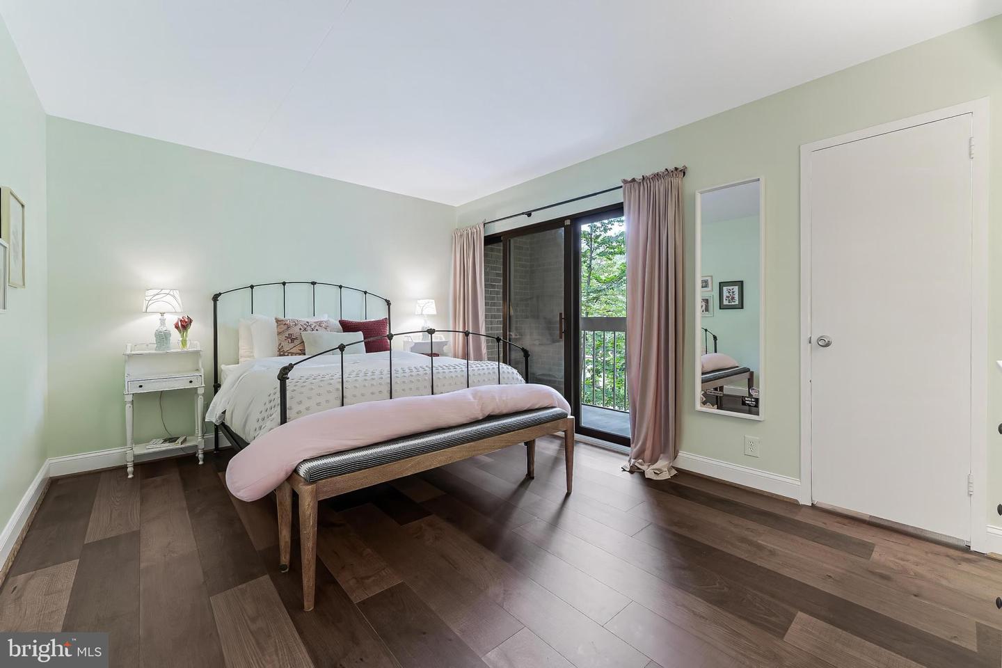 1568 MOORINGS DR #11B, RESTON, Virginia 20190, 2 Bedrooms Bedrooms, ,1 BathroomBathrooms,Residential,For sale,1568 MOORINGS DR #11B,VAFX2252824 MLS # VAFX2252824