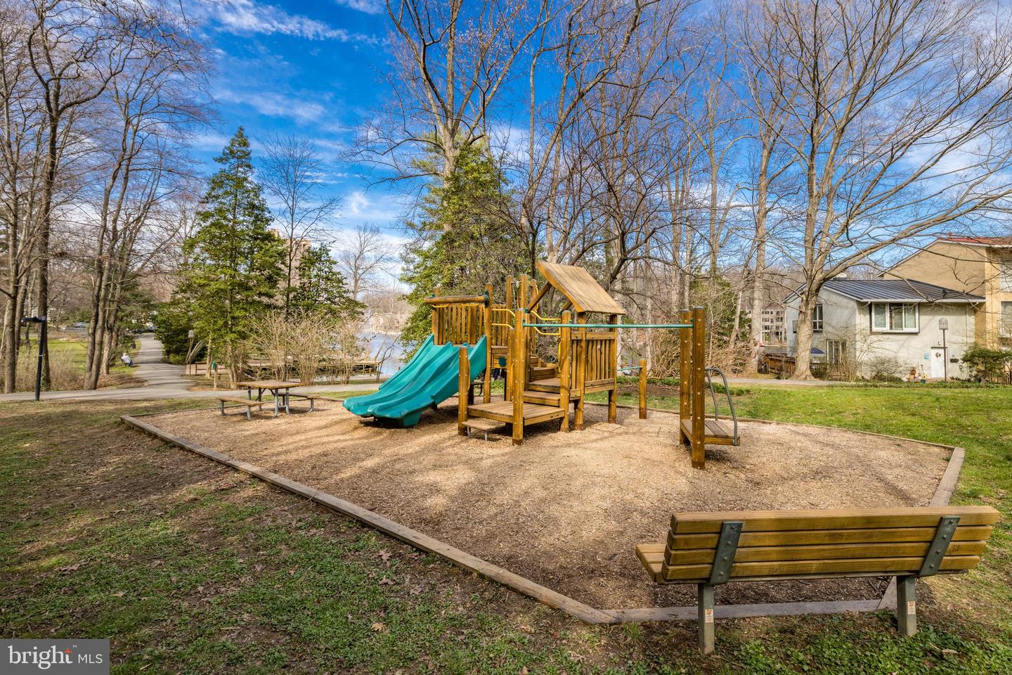 1568 MOORINGS DR #11B, RESTON, Virginia 20190, 2 Bedrooms Bedrooms, ,1 BathroomBathrooms,Residential,For sale,1568 MOORINGS DR #11B,VAFX2252824 MLS # VAFX2252824