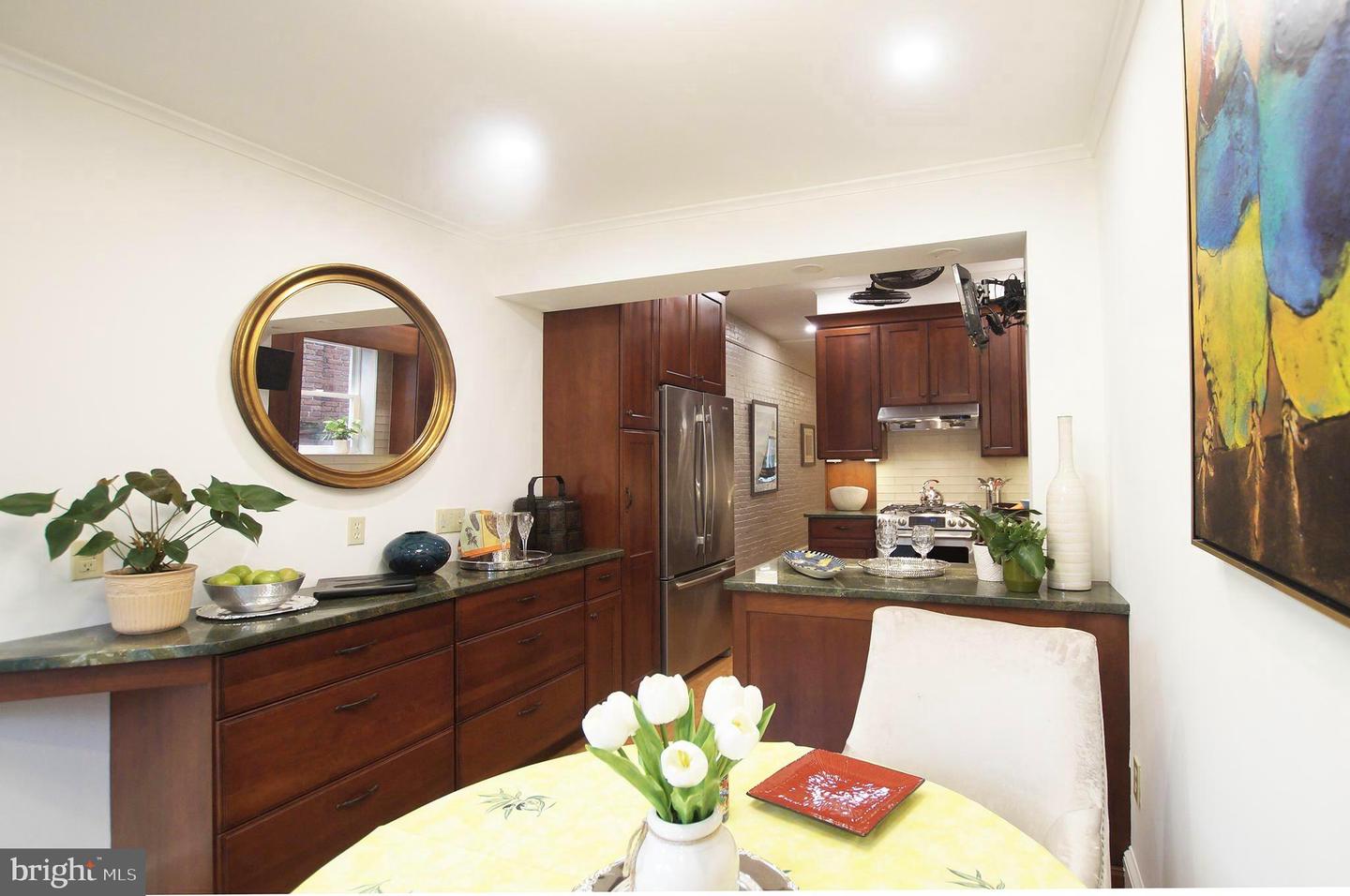 241 12TH ST SE, WASHINGTON, District Of Columbia 20003, 3 Bedrooms Bedrooms, ,2 BathroomsBathrooms,Residential,For sale,241 12TH ST SE,DCDC2208618 MLS # DCDC2208618