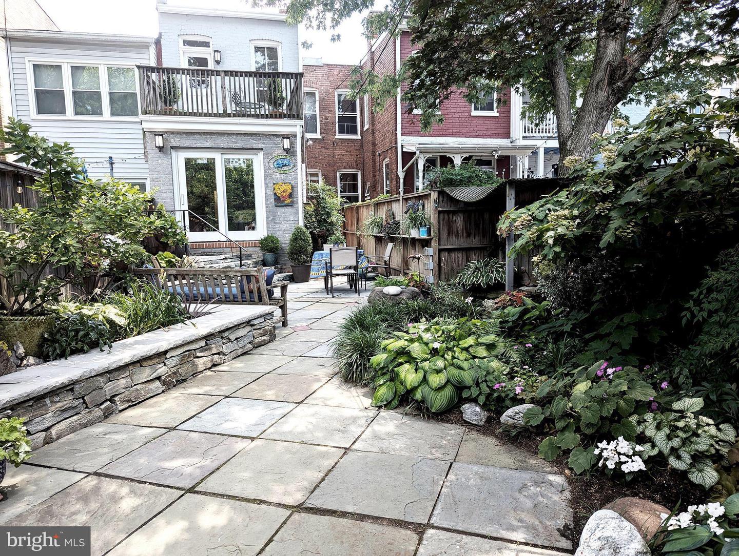 241 12TH ST SE, WASHINGTON, District Of Columbia 20003, 3 Bedrooms Bedrooms, ,2 BathroomsBathrooms,Residential,For sale,241 12TH ST SE,DCDC2208618 MLS # DCDC2208618