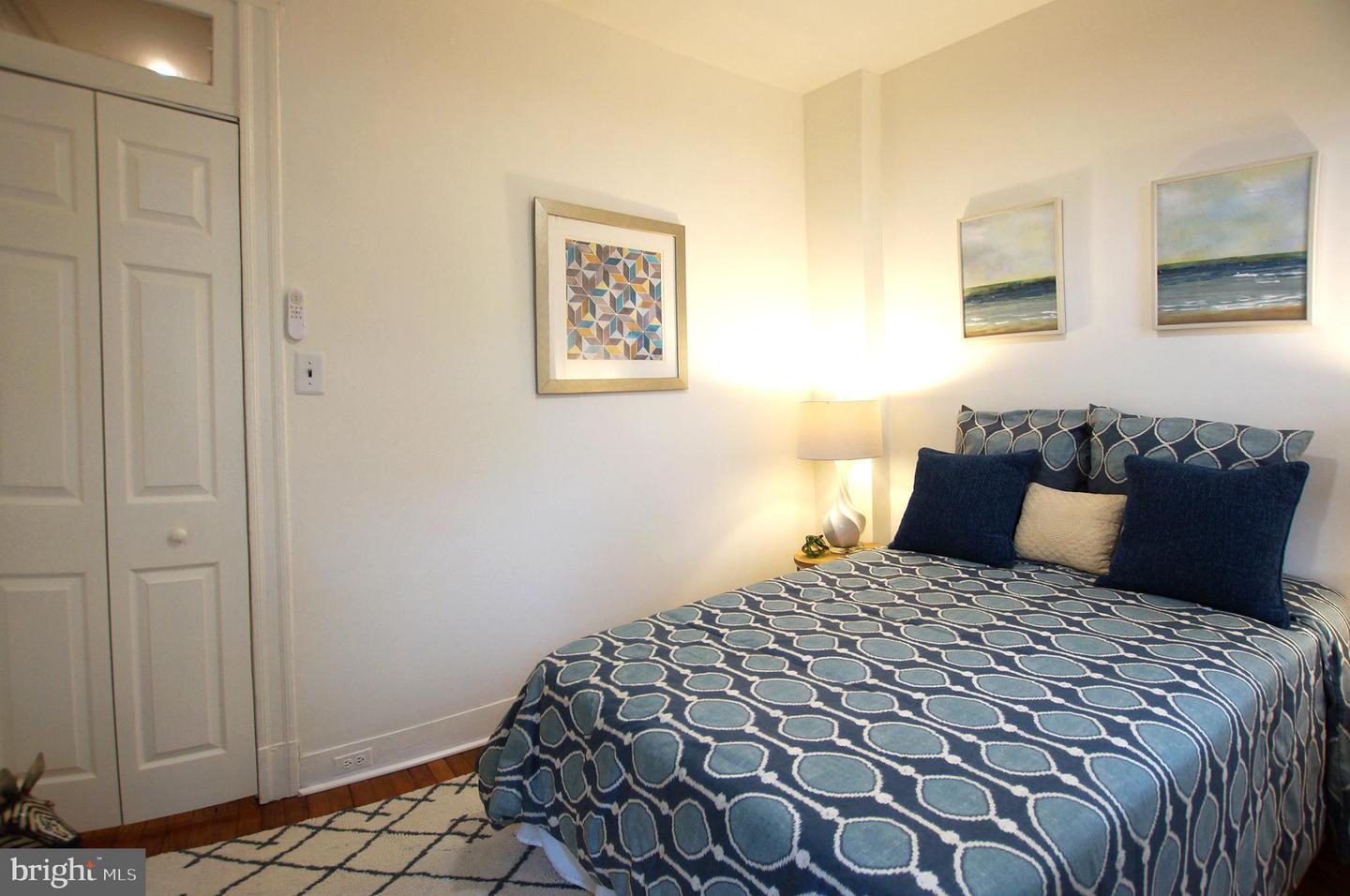 241 12TH ST SE, WASHINGTON, District Of Columbia 20003, 3 Bedrooms Bedrooms, ,2 BathroomsBathrooms,Residential,For sale,241 12TH ST SE,DCDC2208618 MLS # DCDC2208618