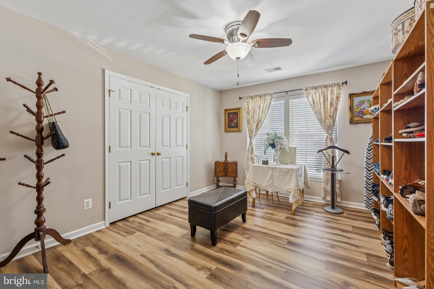 2701 MYRTLEWOOD DR, DUMFRIES, Virginia 22026, 5 Bedrooms Bedrooms, ,3 BathroomsBathrooms,Residential,For sale,2701 MYRTLEWOOD DR,VAPW2098414 MLS # VAPW2098414