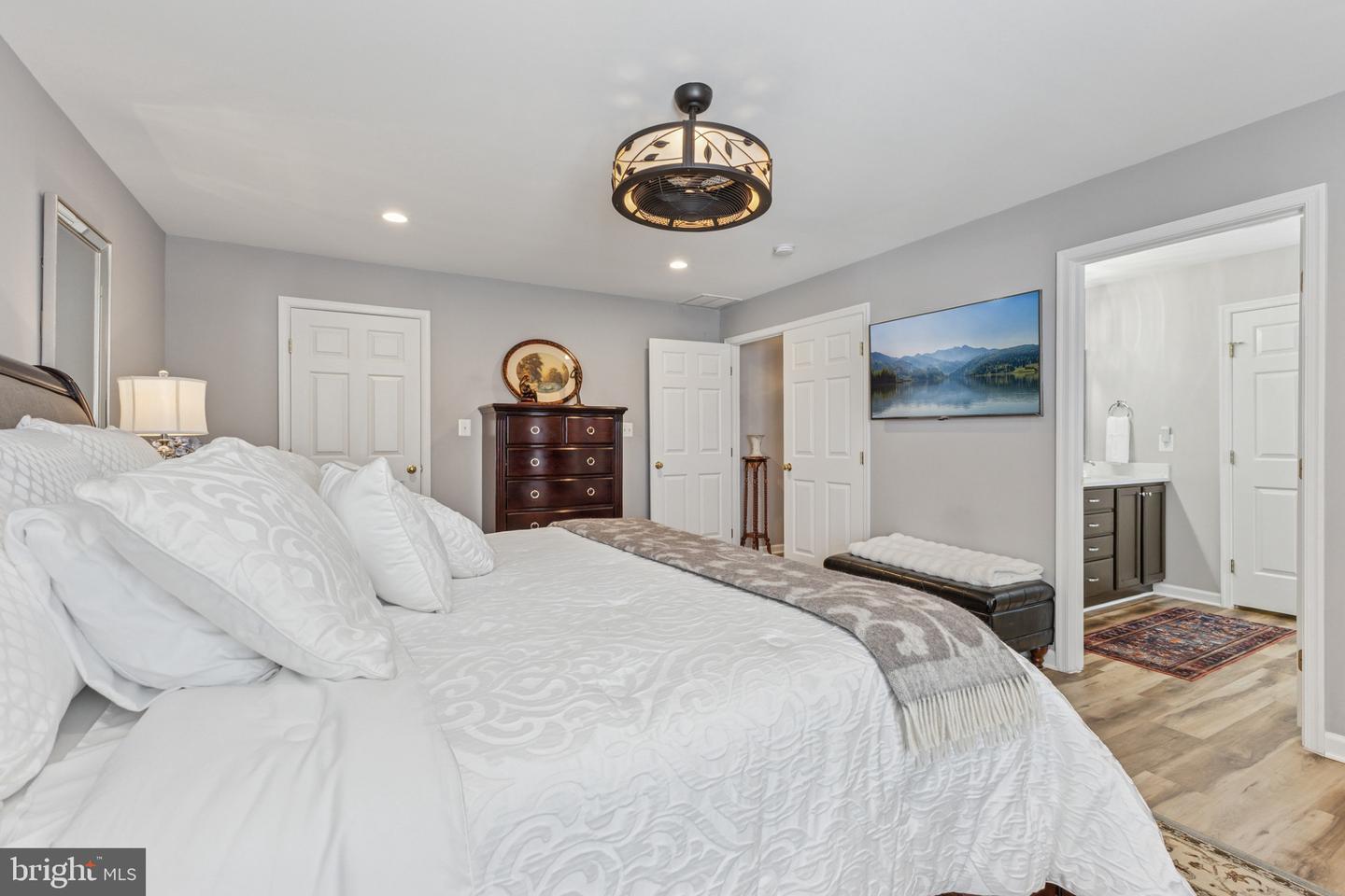 2701 MYRTLEWOOD DR, DUMFRIES, Virginia 22026, 5 Bedrooms Bedrooms, ,3 BathroomsBathrooms,Residential,For sale,2701 MYRTLEWOOD DR,VAPW2098414 MLS # VAPW2098414