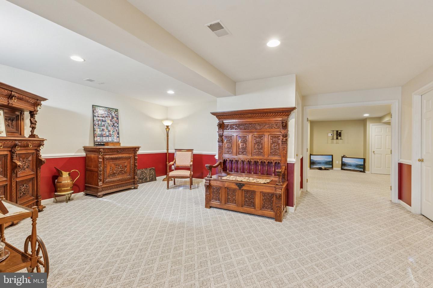 2701 MYRTLEWOOD DR, DUMFRIES, Virginia 22026, 5 Bedrooms Bedrooms, ,3 BathroomsBathrooms,Residential,For sale,2701 MYRTLEWOOD DR,VAPW2098414 MLS # VAPW2098414
