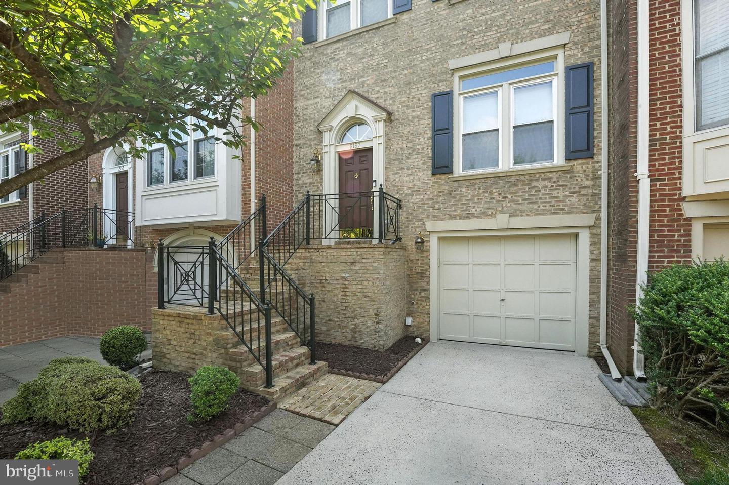 2157 WOLFTRAP CT, VIENNA, Virginia 22182, 3 Bedrooms Bedrooms, ,3 BathroomsBathrooms,Residential,For sale,2157 WOLFTRAP CT,VAFX2252976 MLS # VAFX2252976