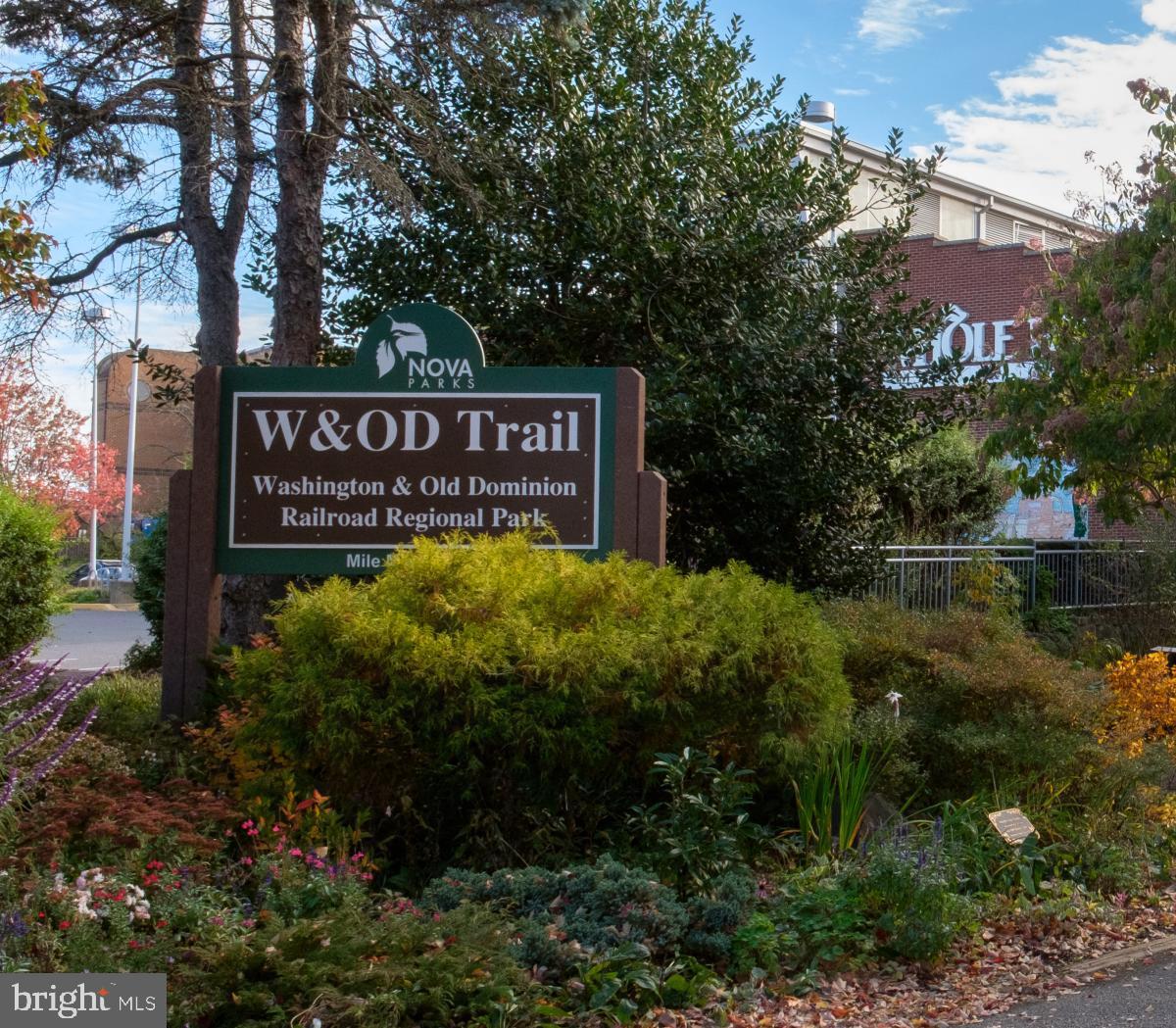 2157 WOLFTRAP CT, VIENNA, Virginia 22182, 3 Bedrooms Bedrooms, ,3 BathroomsBathrooms,Residential,For sale,2157 WOLFTRAP CT,VAFX2252976 MLS # VAFX2252976