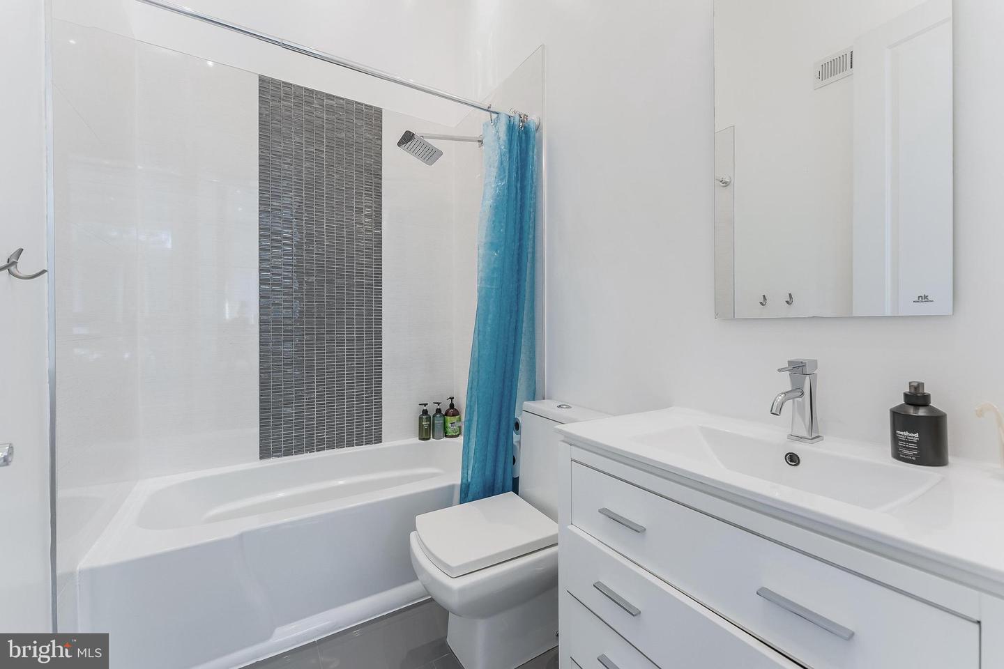 507 K ST NE #2, WASHINGTON, District Of Columbia 20002, 3 Bedrooms Bedrooms, ,3 BathroomsBathrooms,Residential,For sale,507 K ST NE #2,DCDC2208694 MLS # DCDC2208694