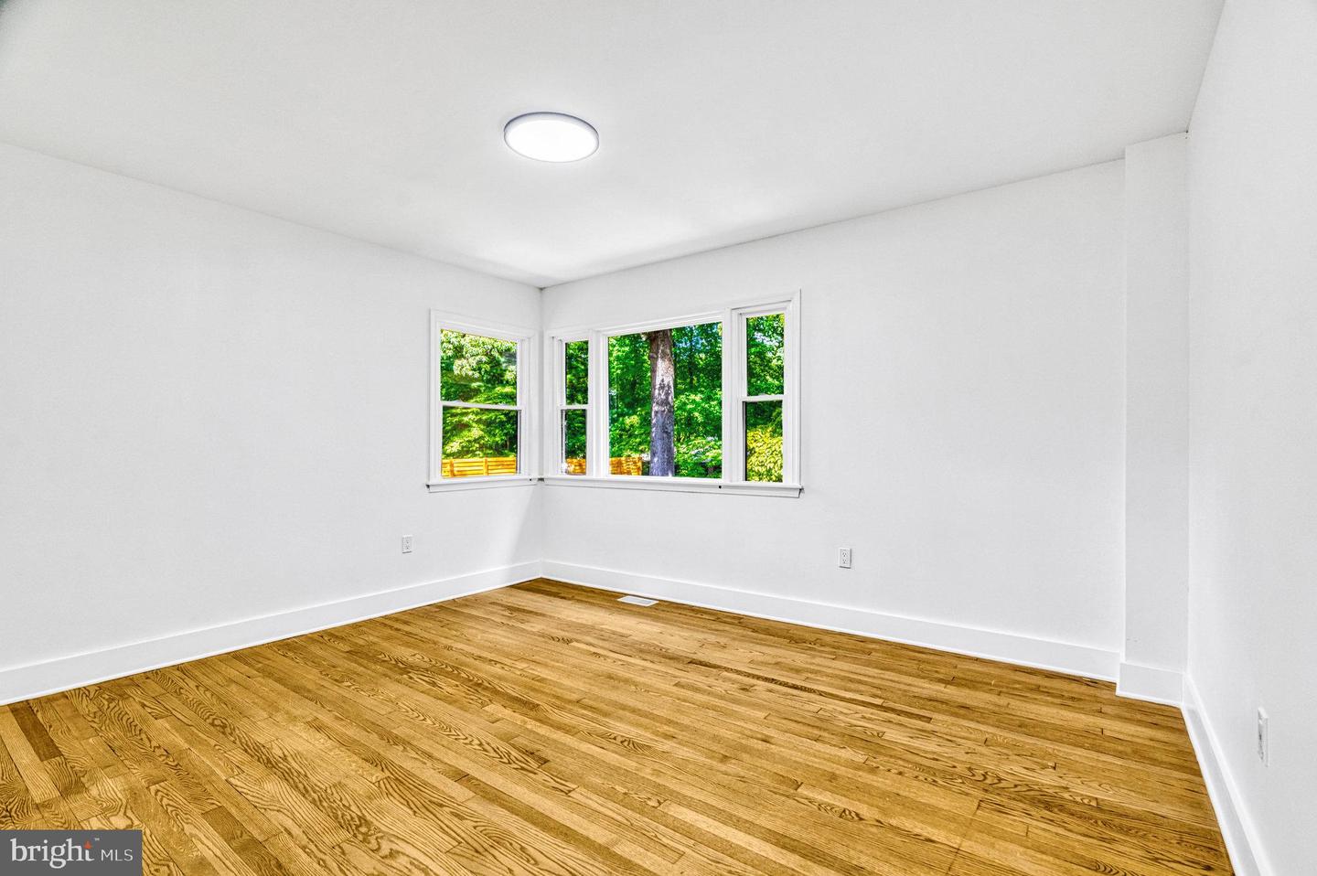 2539 GALLOWS RD, DUNN LORING, Virginia 22027, 5 Bedrooms Bedrooms, ,3 BathroomsBathrooms,Residential,For sale,2539 GALLOWS RD,VAFX2253060 MLS # VAFX2253060
