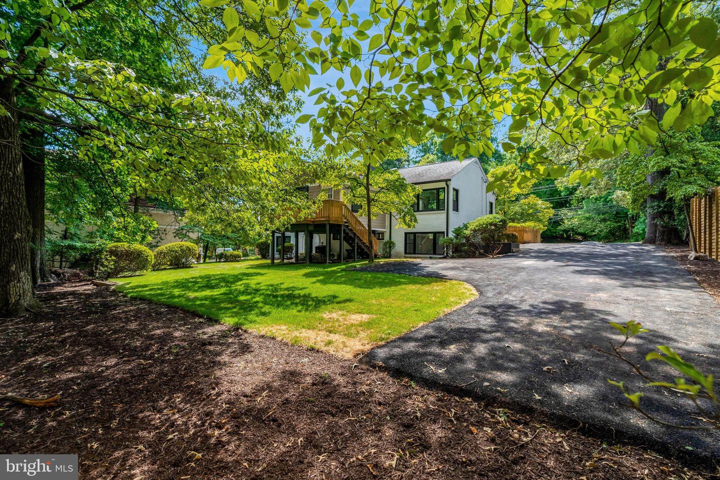 2539 GALLOWS RD, DUNN LORING, Virginia 22027, 5 Bedrooms Bedrooms, ,3 BathroomsBathrooms,Residential,For sale,2539 GALLOWS RD,VAFX2253060 MLS # VAFX2253060