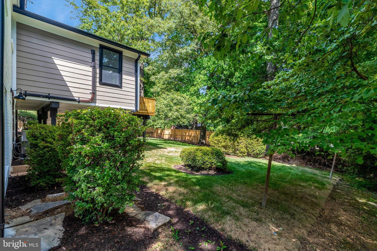2539 GALLOWS RD, DUNN LORING, Virginia 22027, 5 Bedrooms Bedrooms, ,3 BathroomsBathrooms,Residential,For sale,2539 GALLOWS RD,VAFX2253060 MLS # VAFX2253060