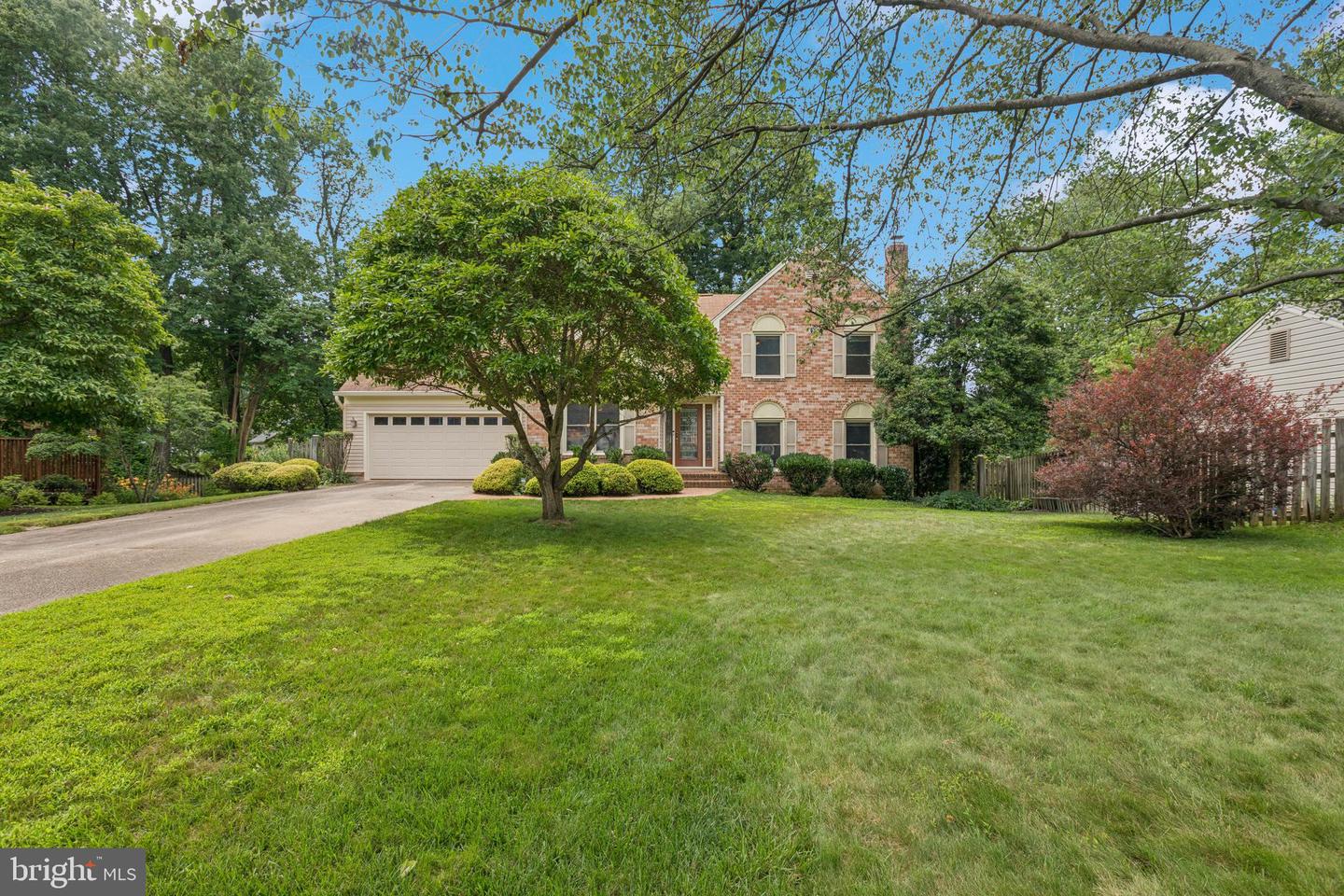 5306 JERELL CT, BURKE, Virginia 22015, 5 Bedrooms Bedrooms, ,4 BathroomsBathrooms,Residential,For sale,5306 JERELL CT,VAFX2253134 MLS # VAFX2253134