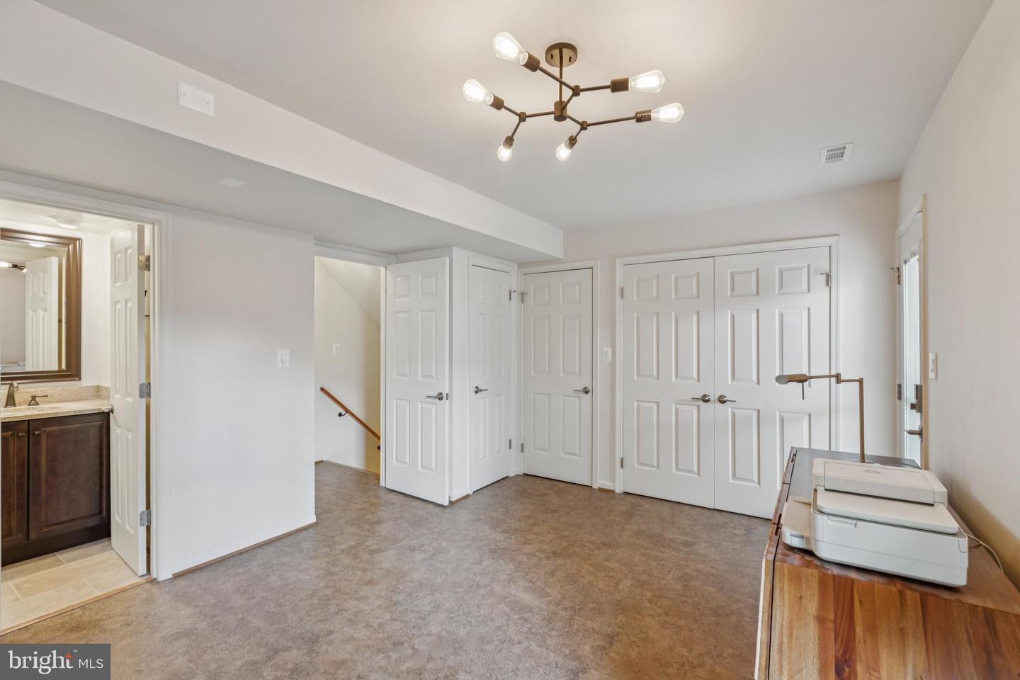 5306 JERELL CT, BURKE, Virginia 22015, 5 Bedrooms Bedrooms, ,4 BathroomsBathrooms,Residential,For sale,5306 JERELL CT,VAFX2253134 MLS # VAFX2253134