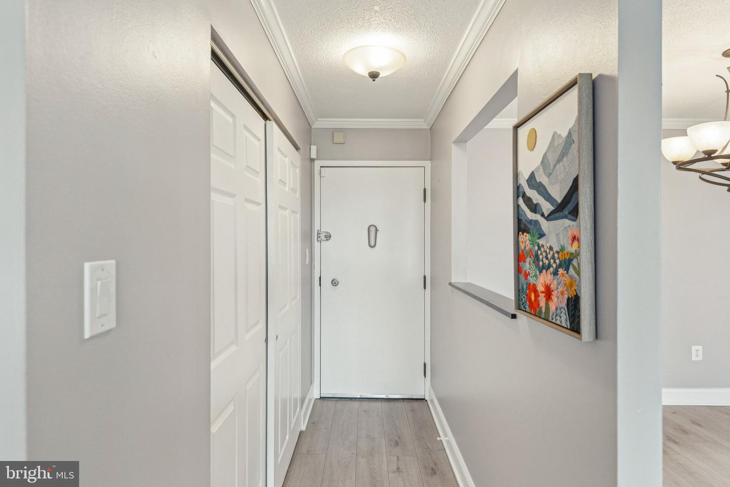 4600 S FOUR MILE RUN DR #718, ARLINGTON, Virginia 22204, 2 Bedrooms Bedrooms, ,2 BathroomsBathrooms,Residential,For sale,4600 S FOUR MILE RUN DR #718,VAAR2060144 MLS # VAAR2060144