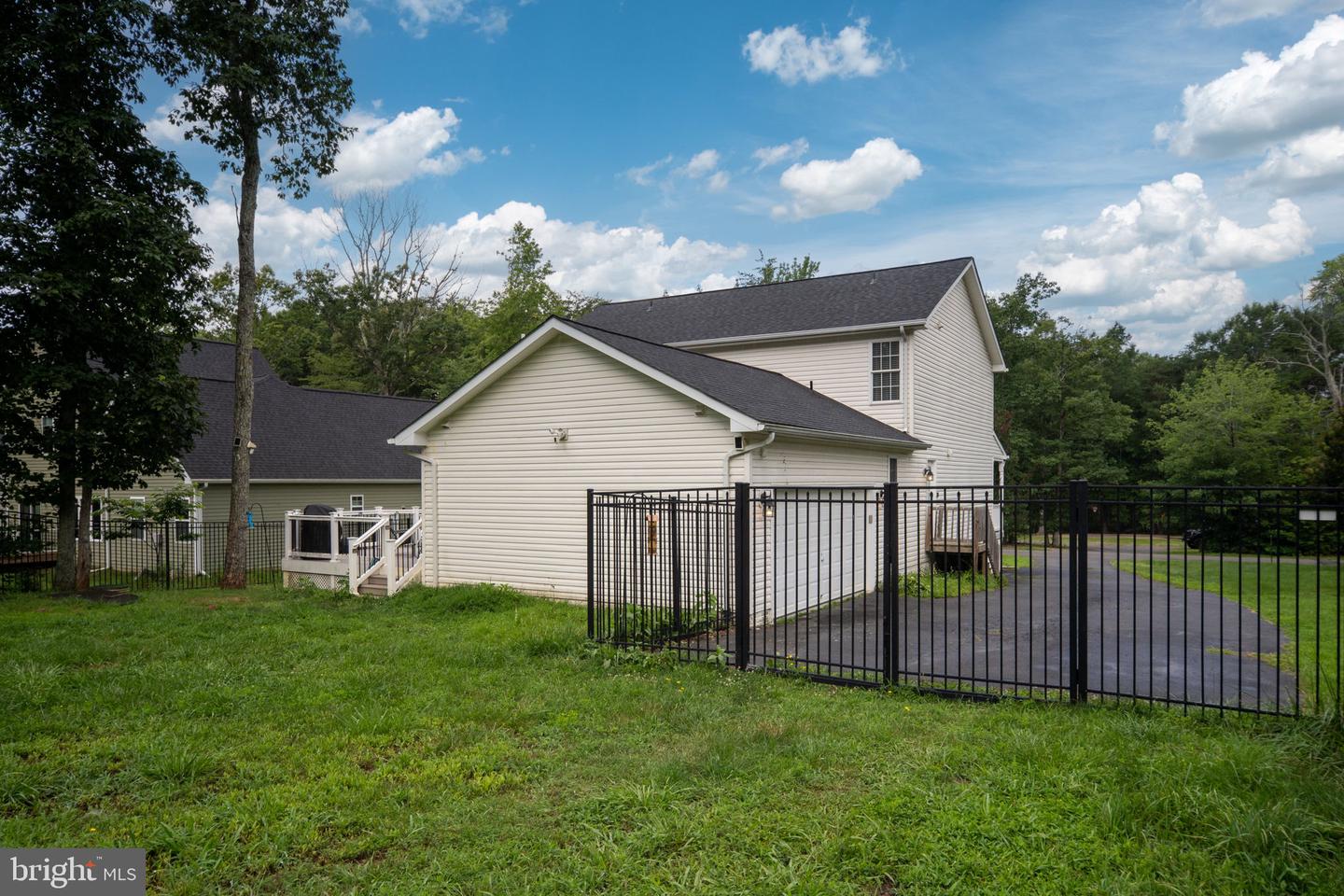 12709 PLANTATION DR, SPOTSYLVANIA, Virginia 22551, 5 Bedrooms Bedrooms, ,3 BathroomsBathrooms,Residential,For sale,12709 PLANTATION DR,VASP2034426 MLS # VASP2034426
