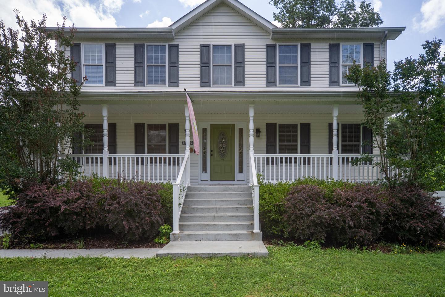 12709 PLANTATION DR, SPOTSYLVANIA, Virginia 22551, 5 Bedrooms Bedrooms, ,3 BathroomsBathrooms,Residential,For sale,12709 PLANTATION DR,VASP2034426 MLS # VASP2034426