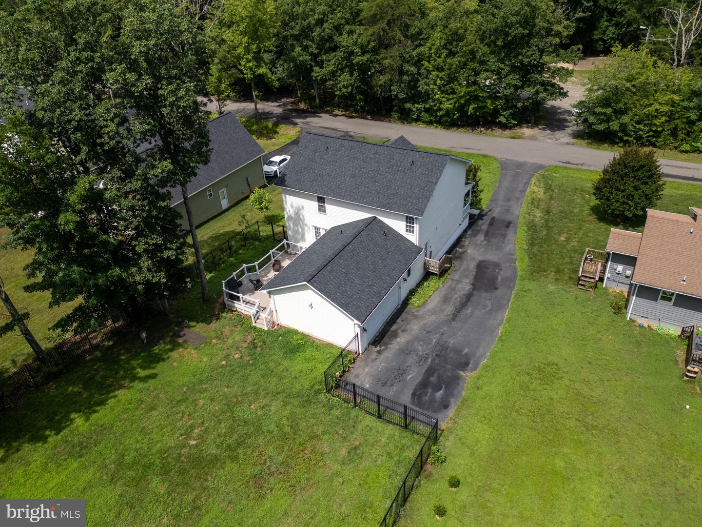 12709 PLANTATION DR, SPOTSYLVANIA, Virginia 22551, 5 Bedrooms Bedrooms, ,3 BathroomsBathrooms,Residential,For sale,12709 PLANTATION DR,VASP2034426 MLS # VASP2034426